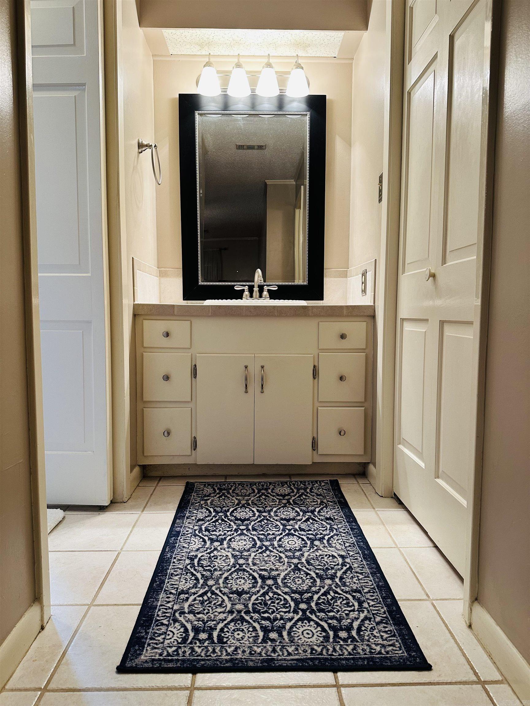 1608 N 3rd McGehee, AR 71654