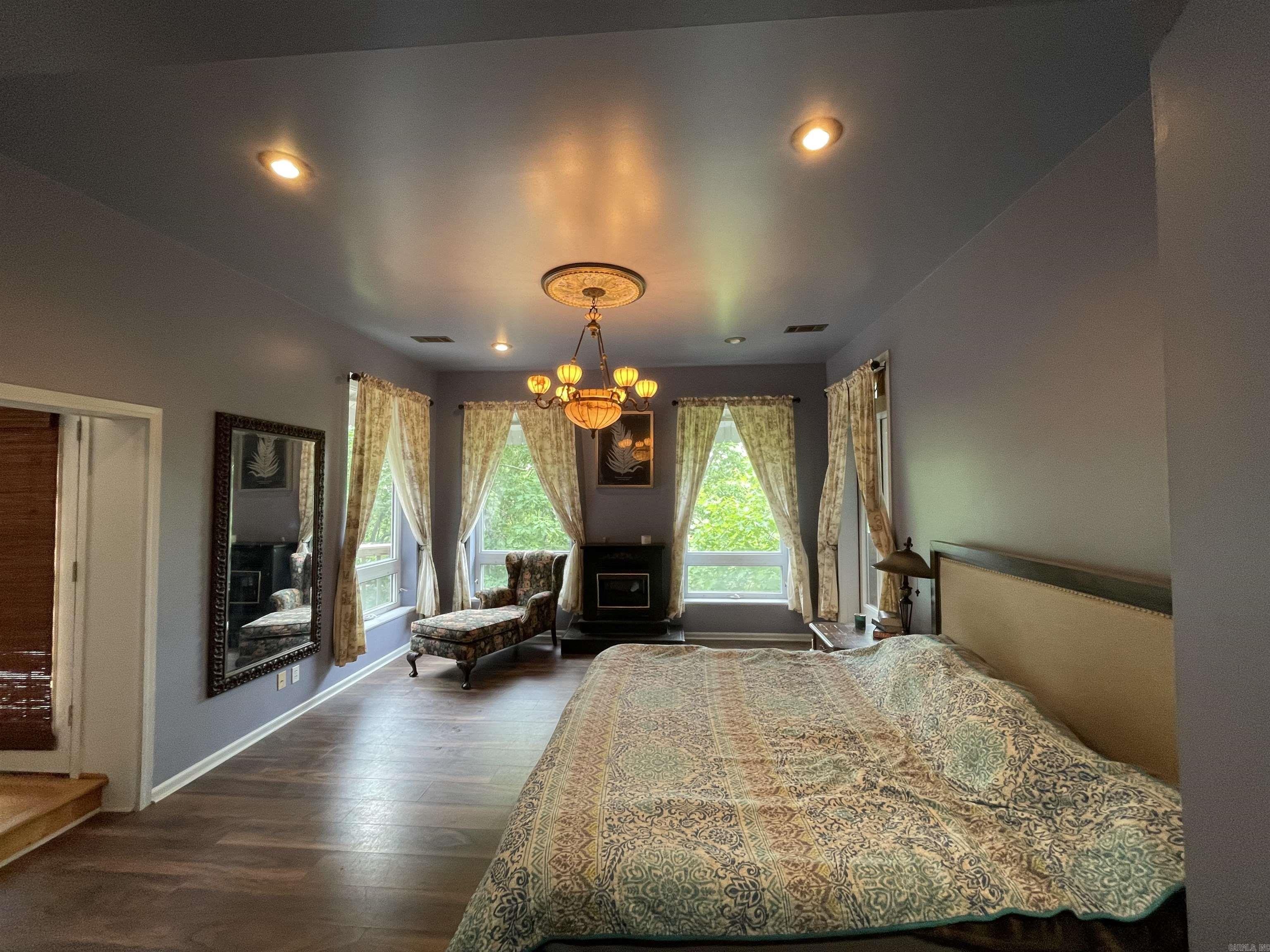 1349 Kahoka Road Mountain View, AR 72560