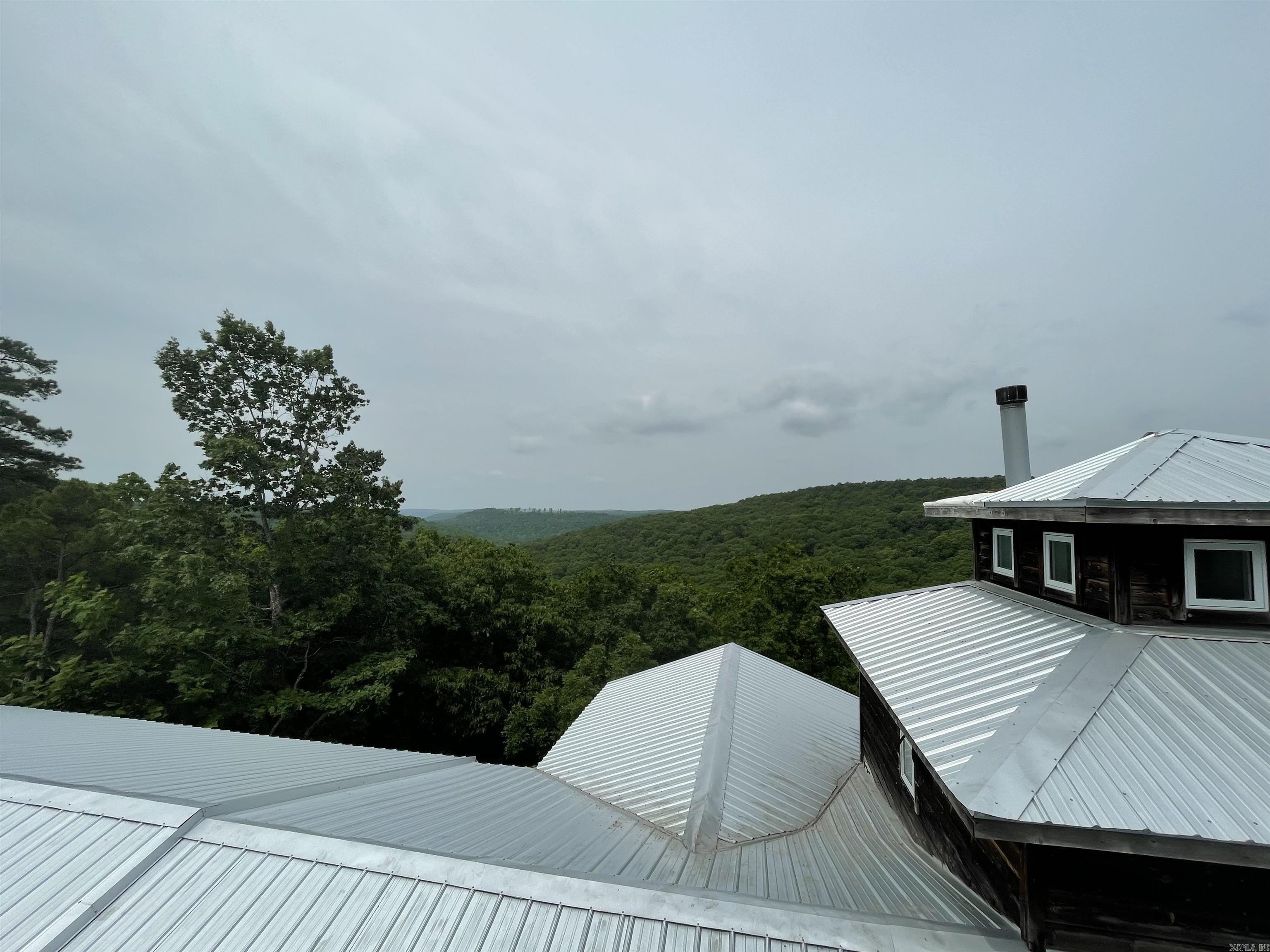 1349 Kahoka Road Mountain View, AR 72560