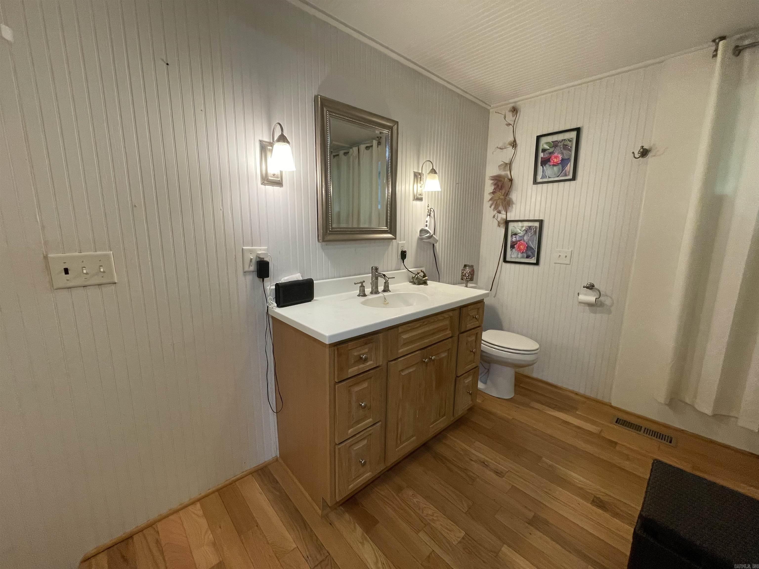 1349 Kahoka Road Mountain View, AR 72560