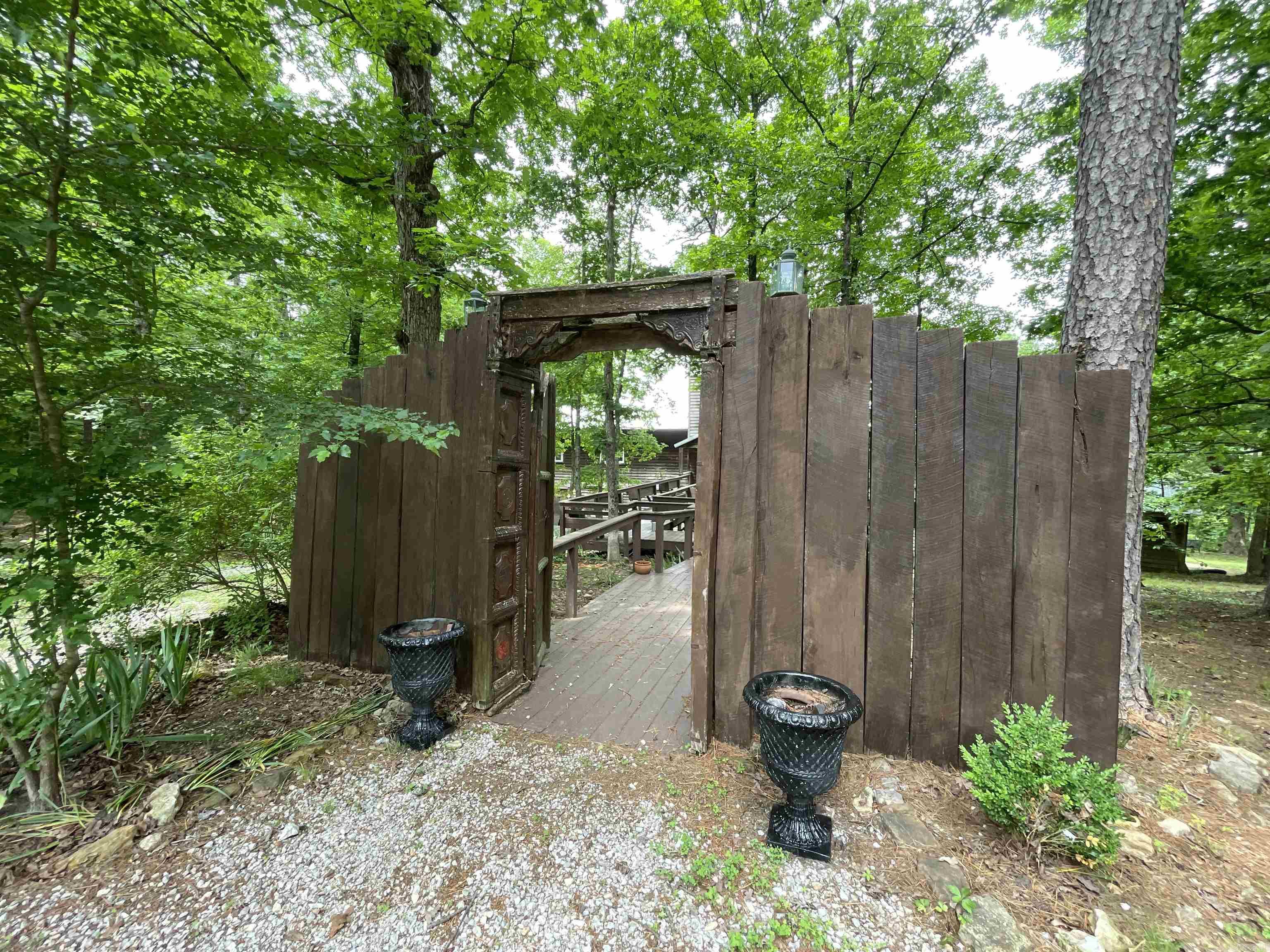 1349 Kahoka Road Mountain View, AR 72560