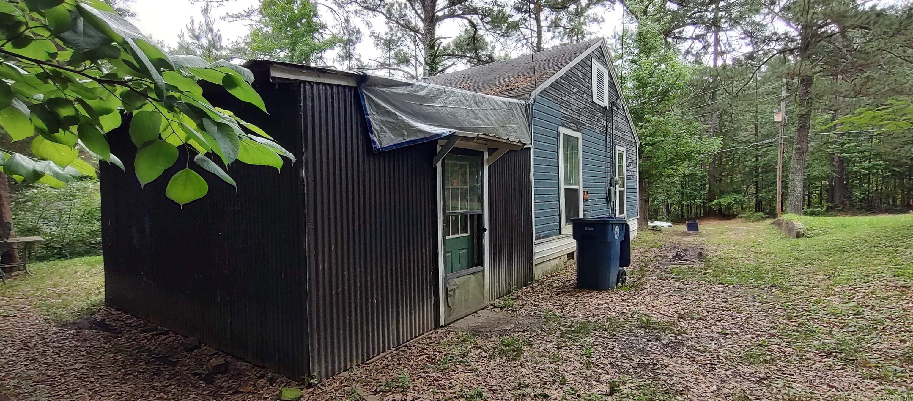 1069 Elm St.  Camden, AR