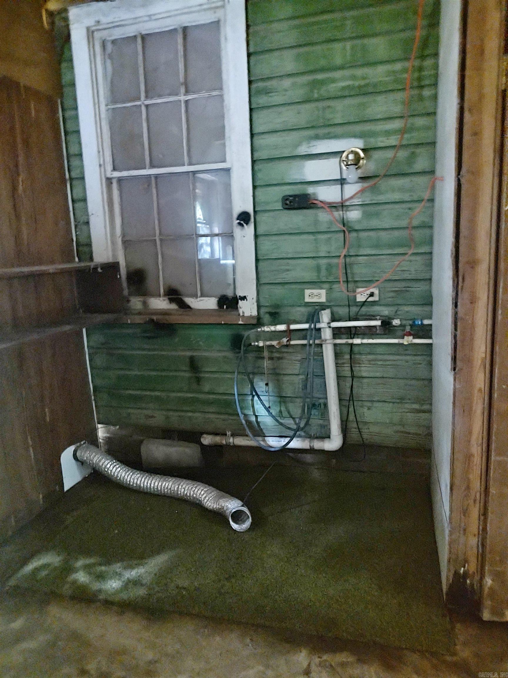 1069 Elm St.  Camden, AR