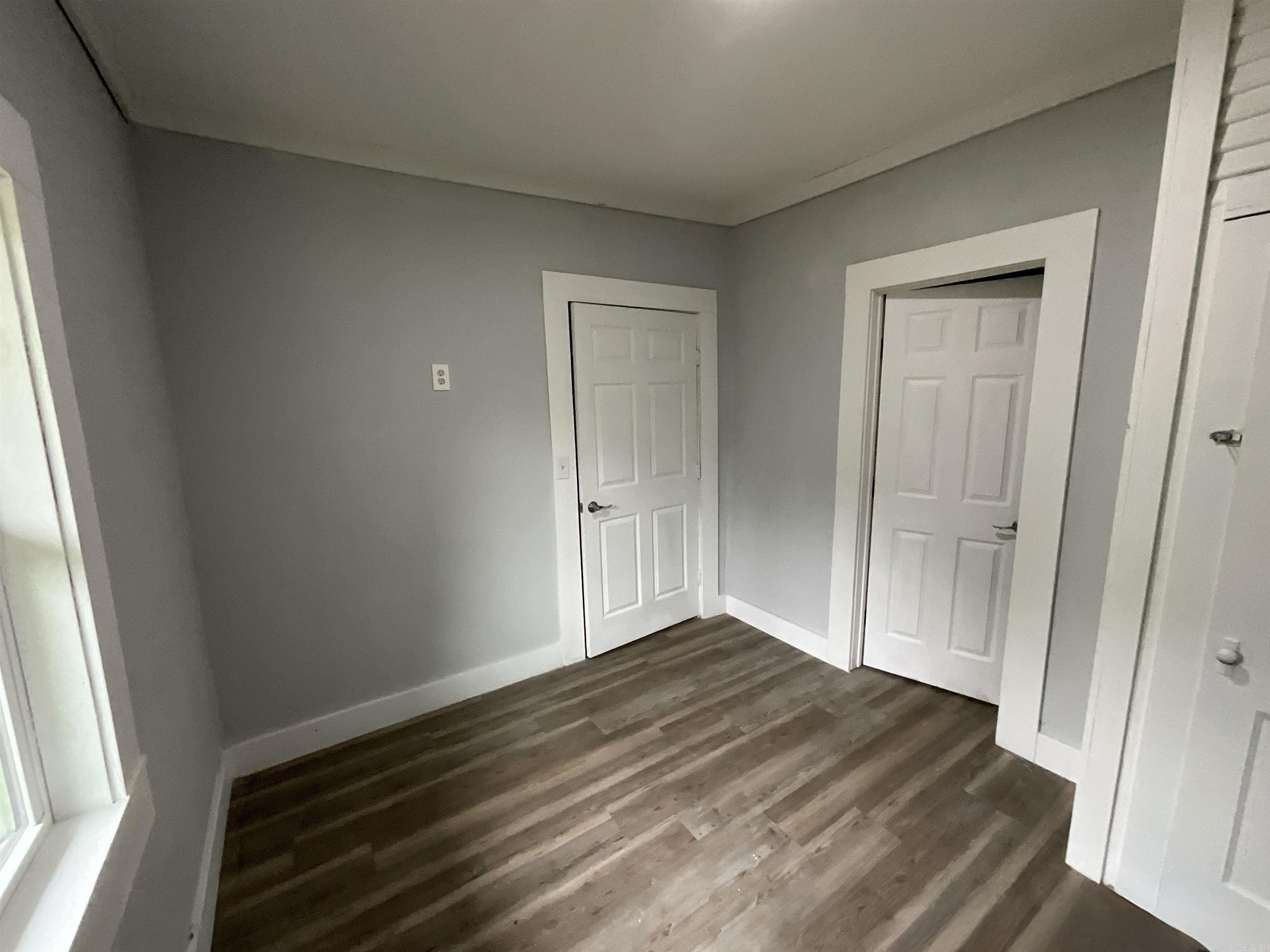 301 W Frazior  Linden, TX