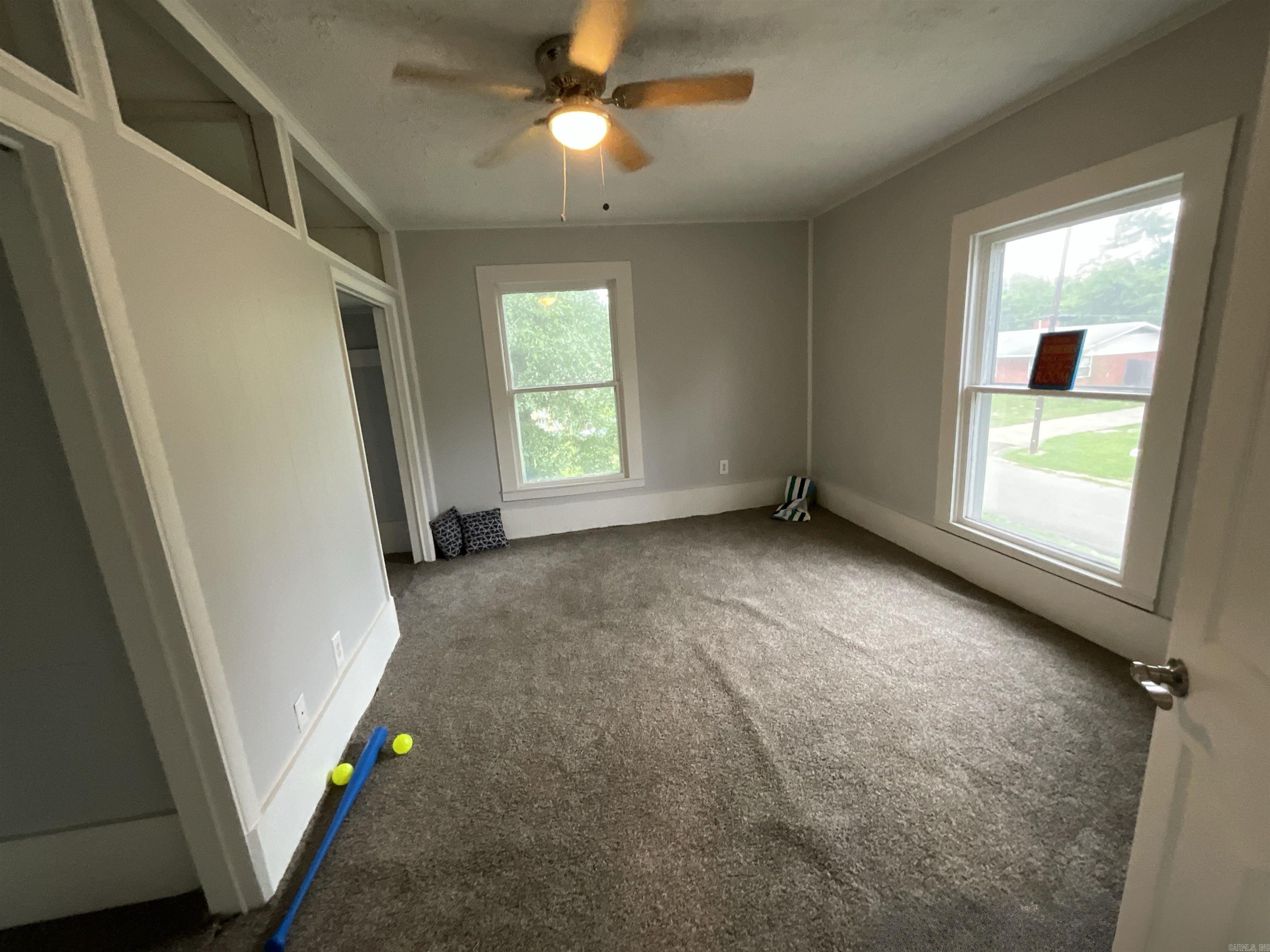 301 W Frazior  Linden, TX