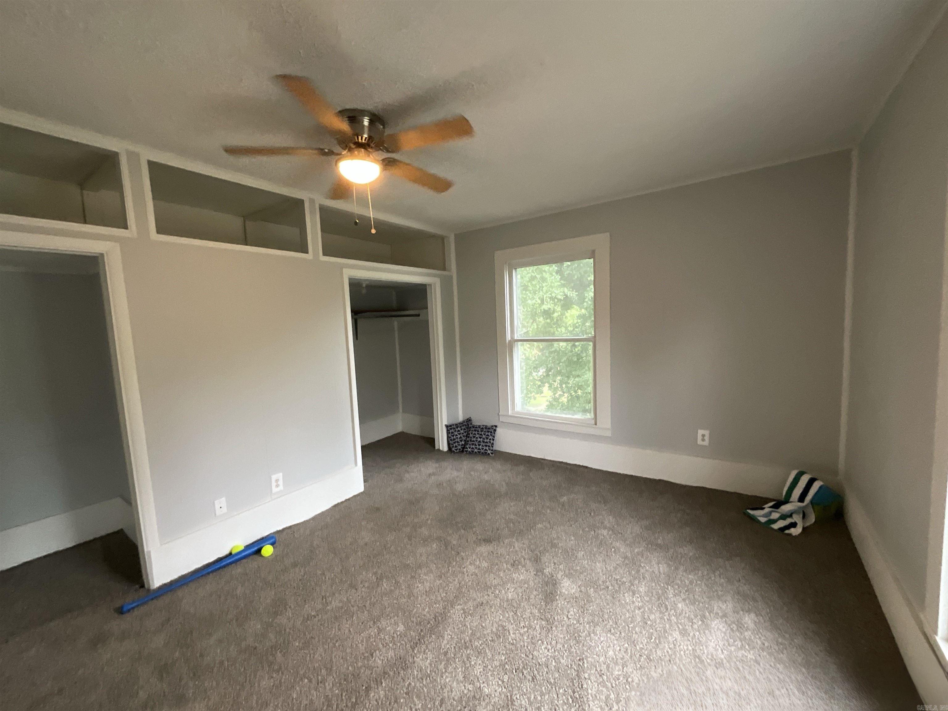 301 W Frazior  Linden, TX