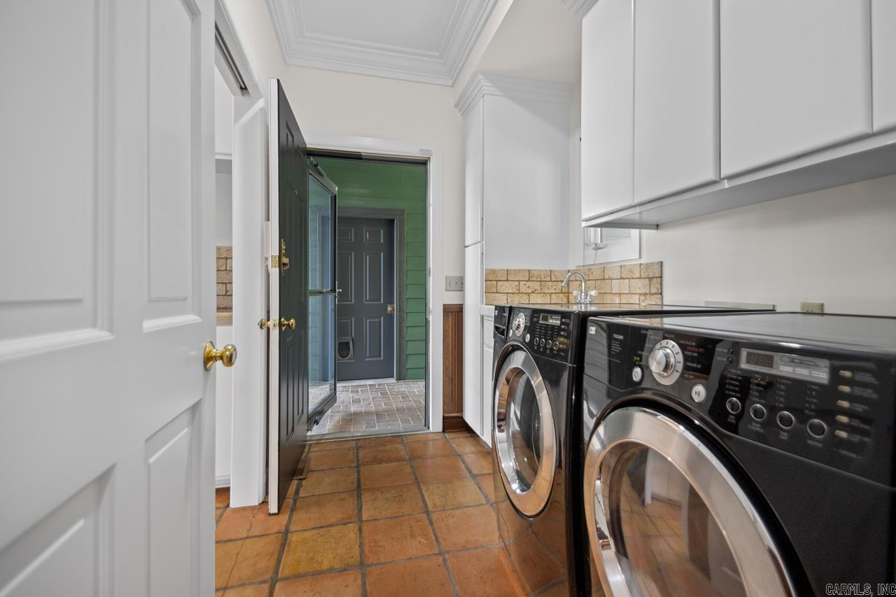 1097 Winrock Morrilton, AR 72110