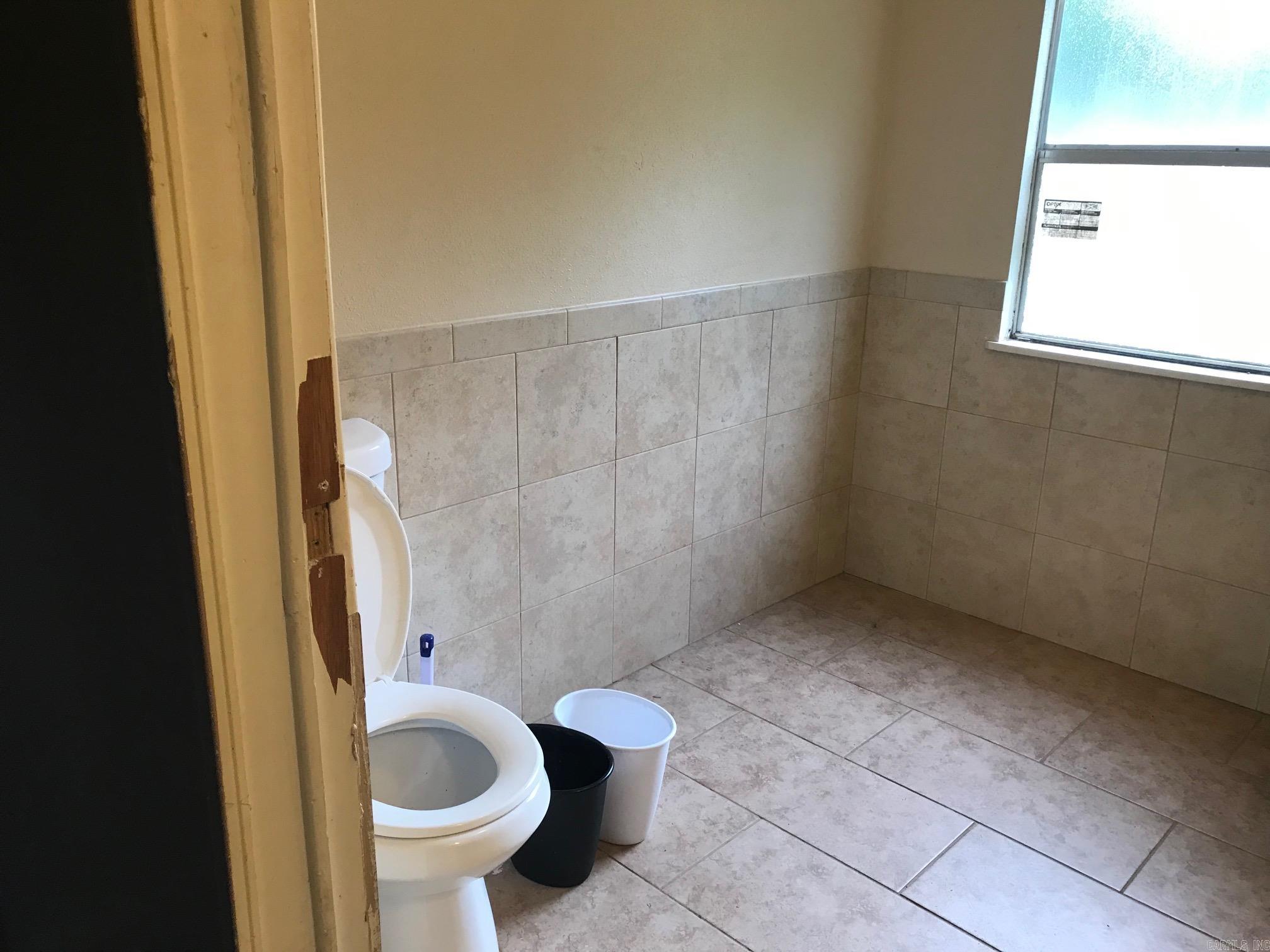 167 E Main Street Lockesburg, AR 71846