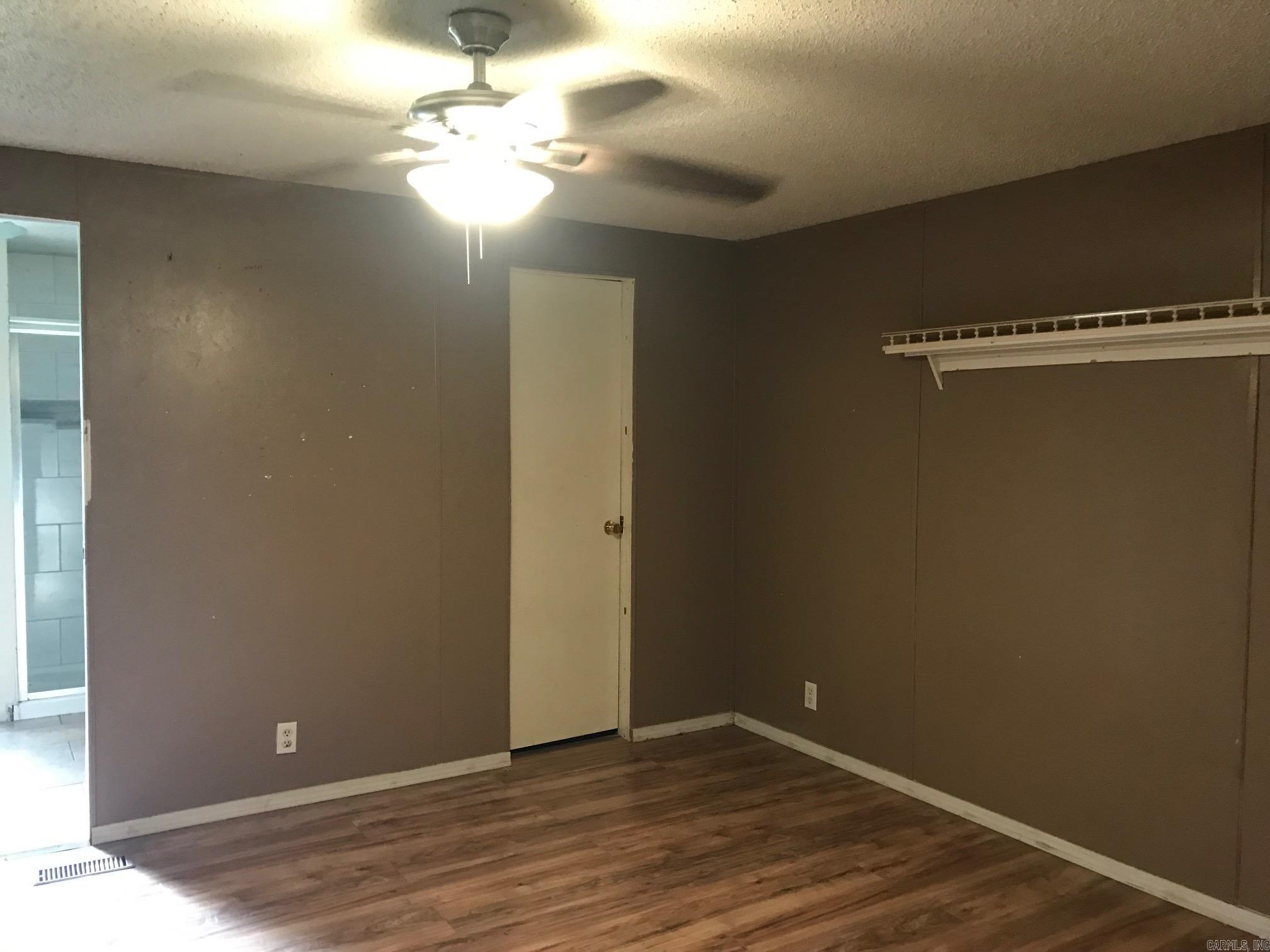 167 E Main Street Lockesburg, AR 71846