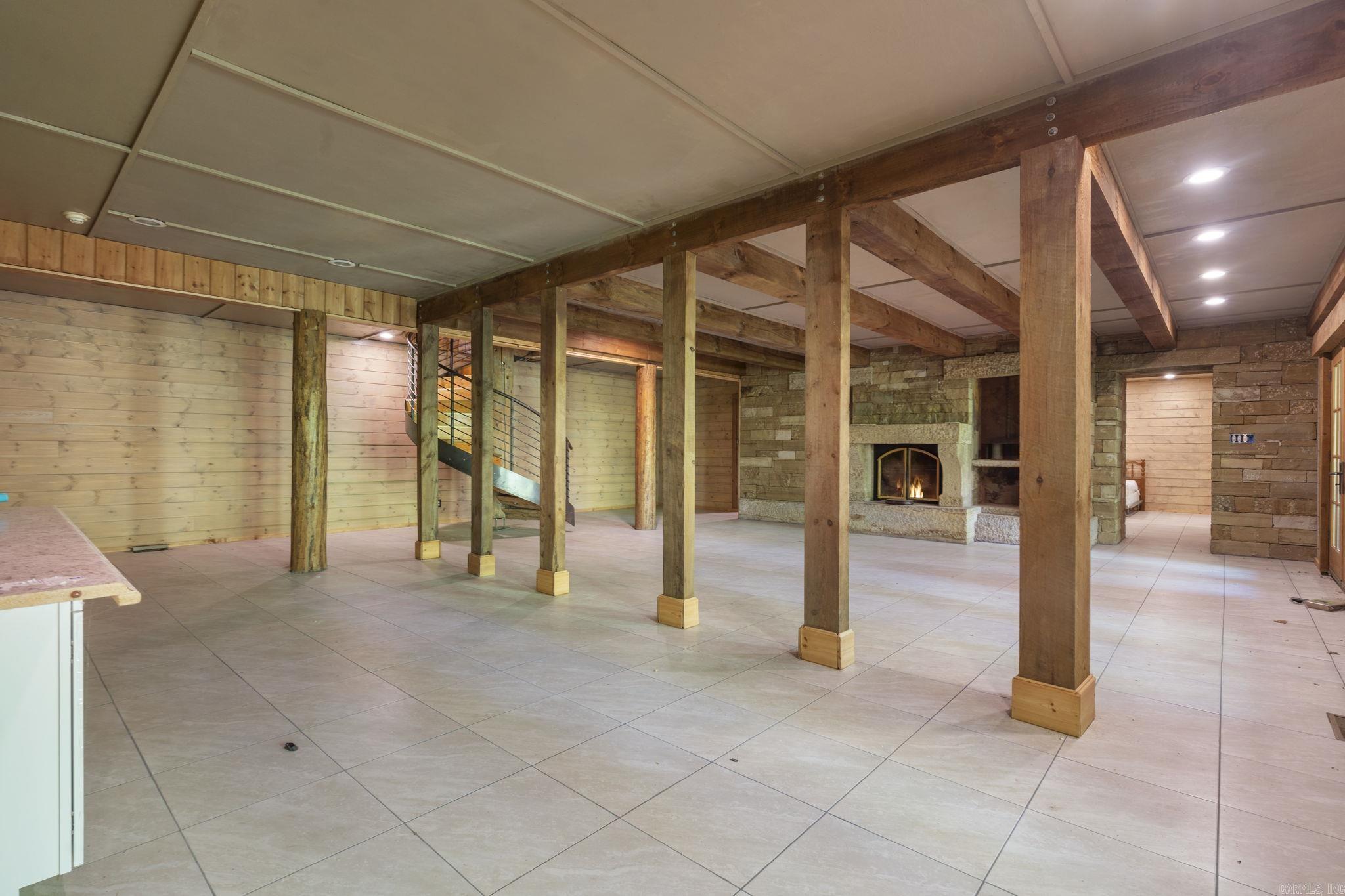 10836 Bray Road Elkins, AR 72727