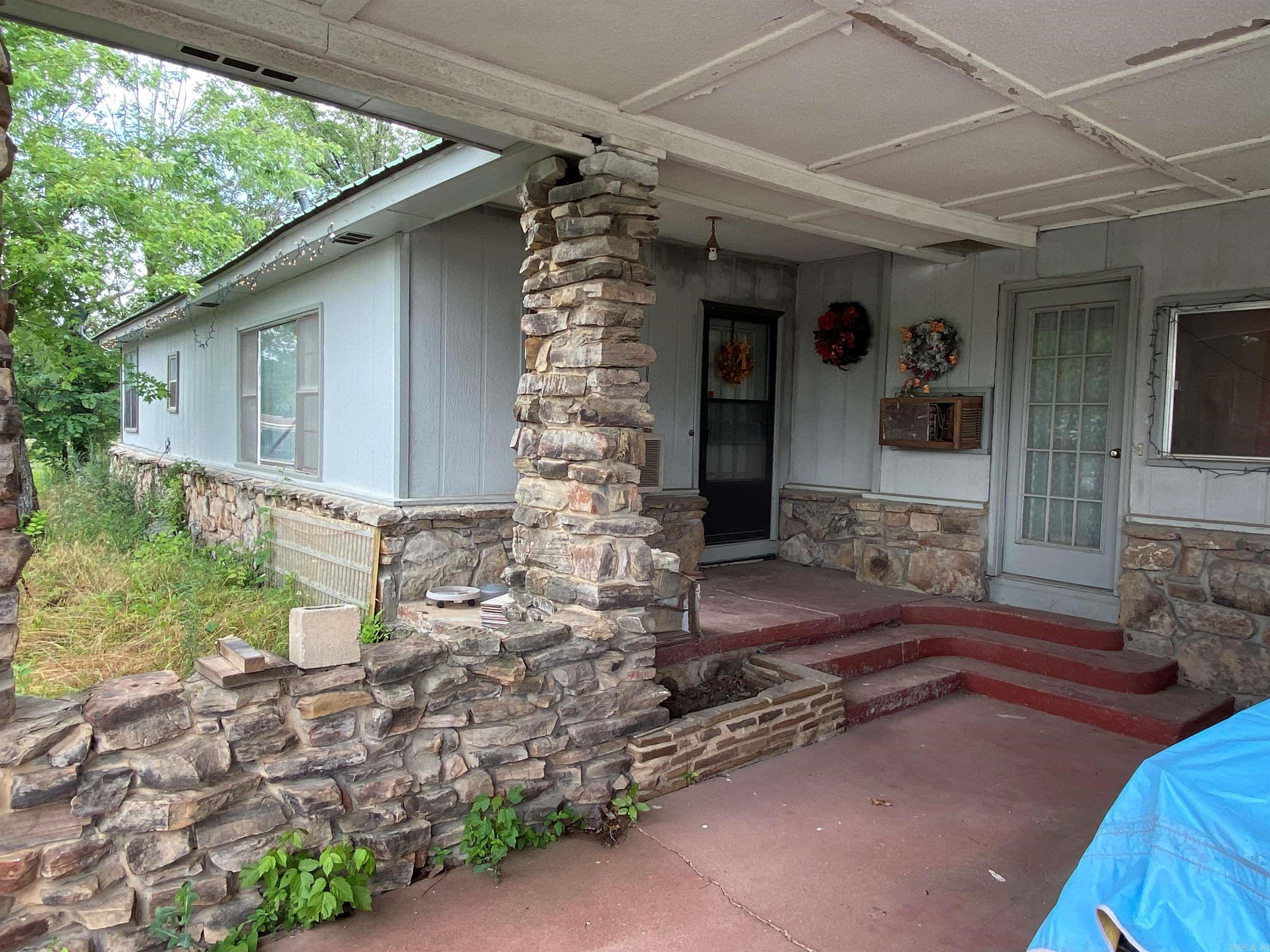 325 N HWY 65  Saint Joe, AR