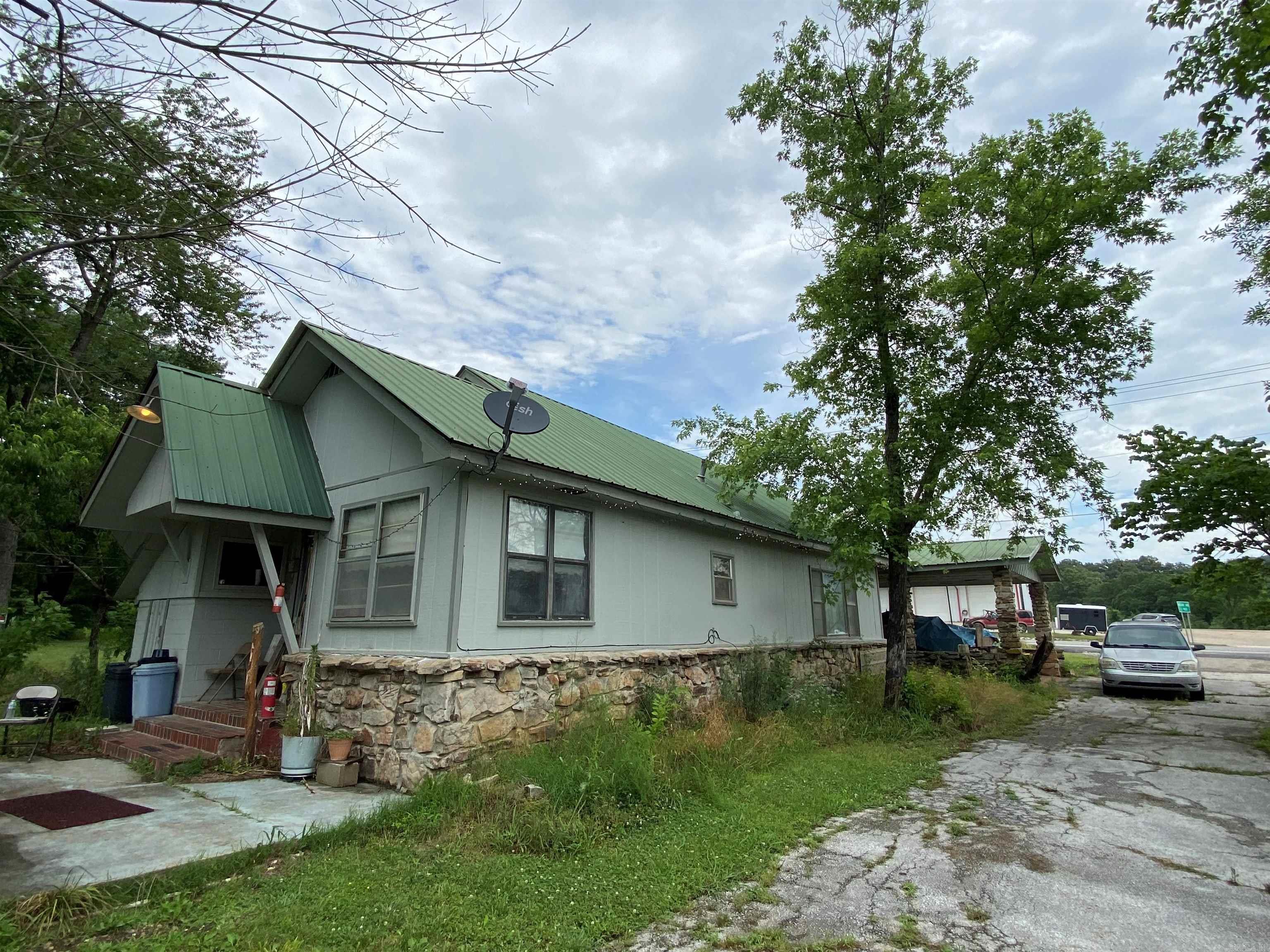 325 N HWY 65  Saint Joe, AR