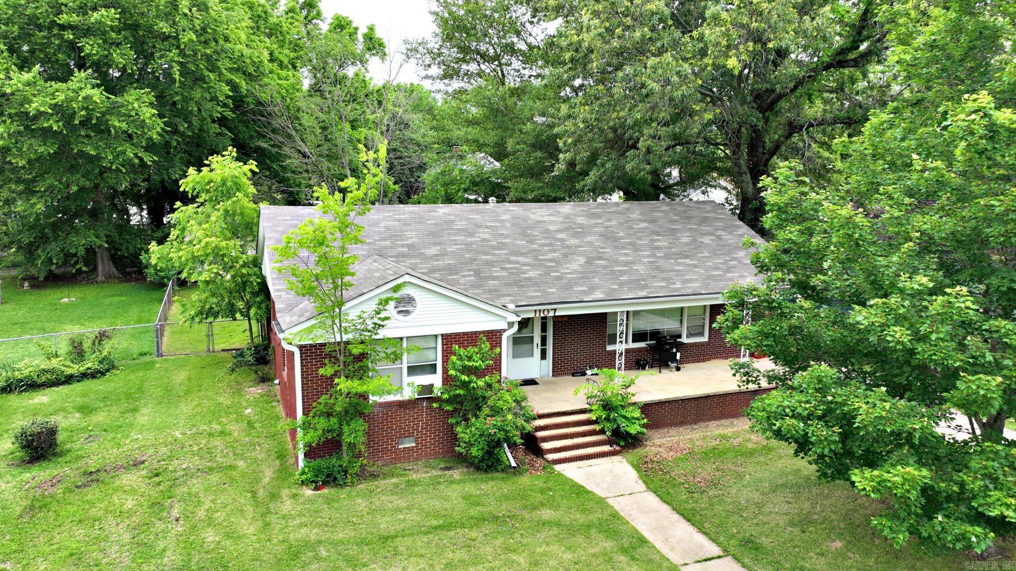 1107 Janssen Avenue Mena, AR 71953