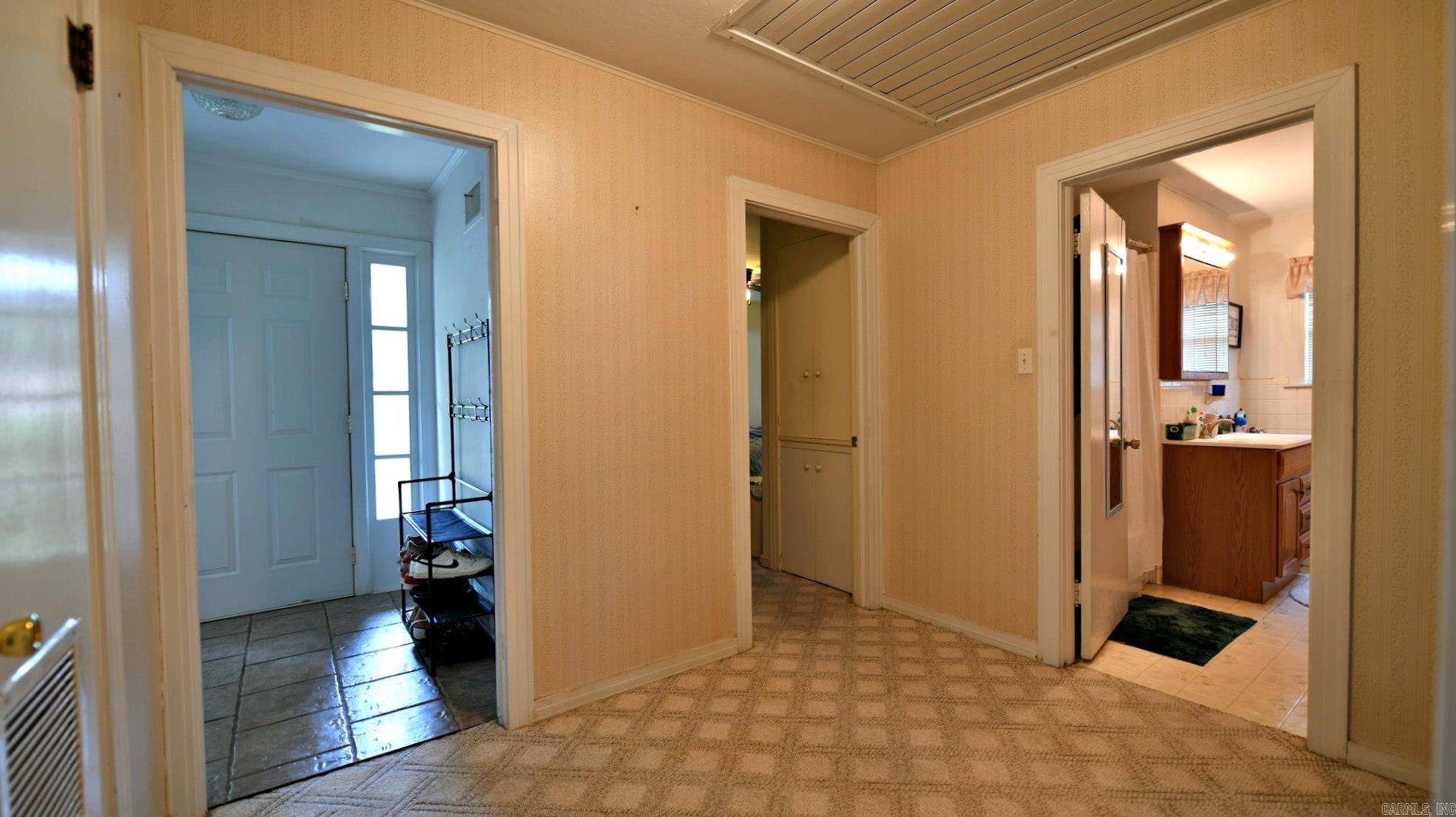 1107 Janssen Avenue Mena, AR 71953