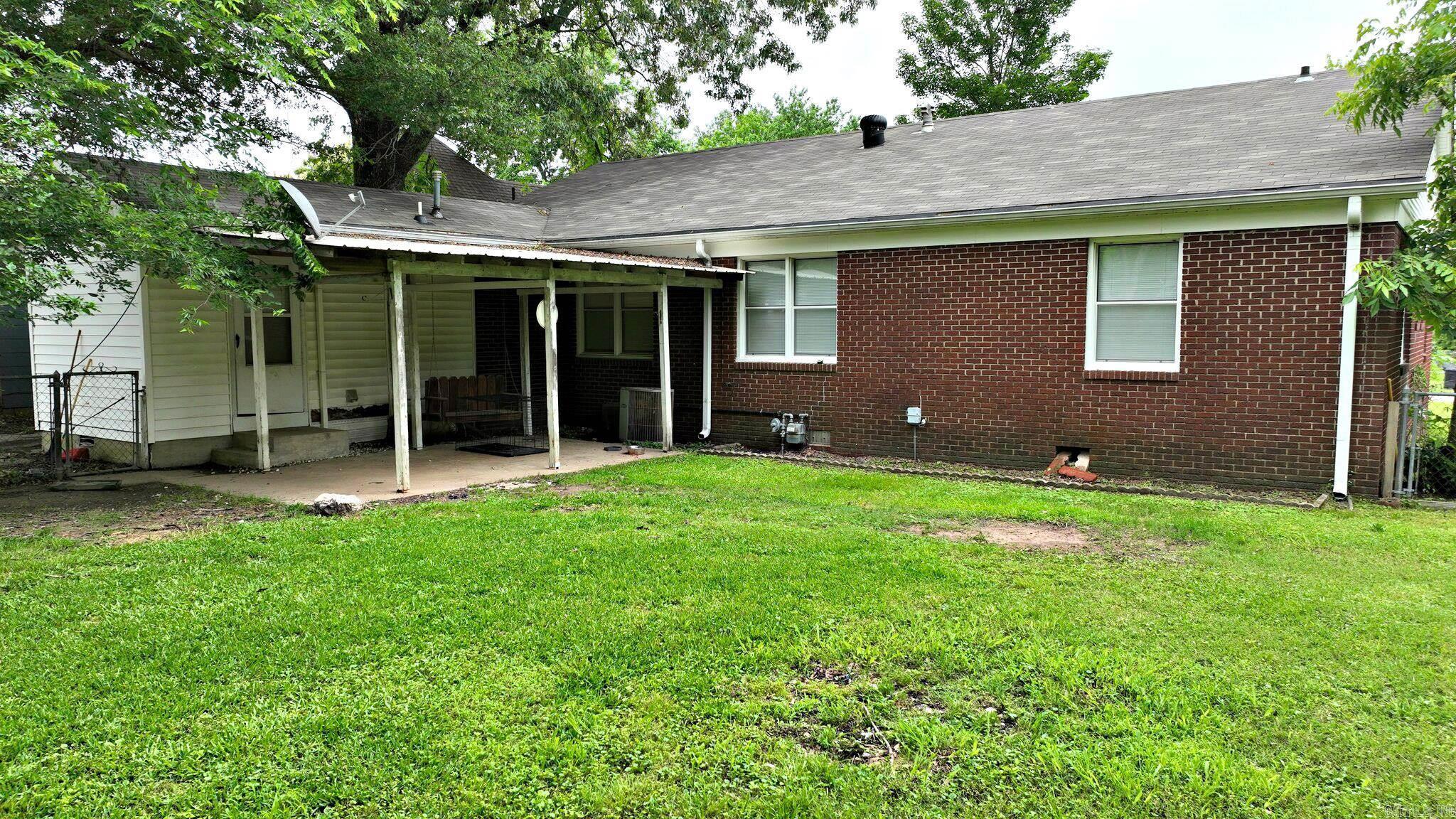 1107 Janssen Avenue Mena, AR 71953
