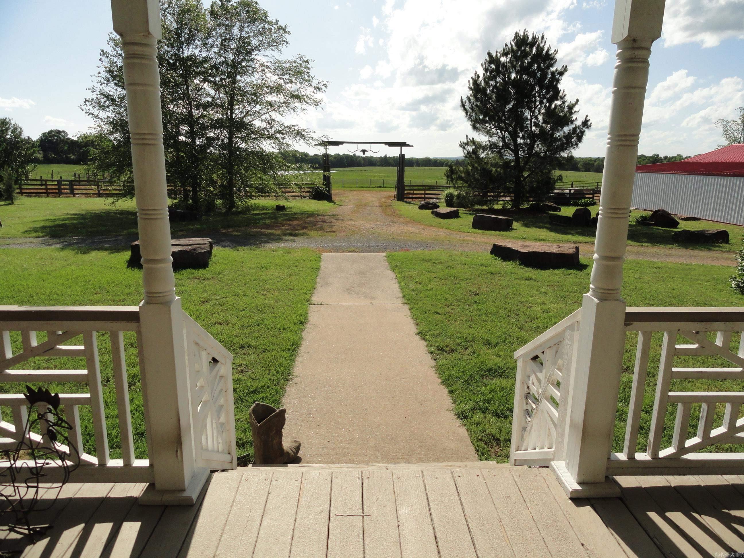 18 Hwy 124 Damascus, AR 72039