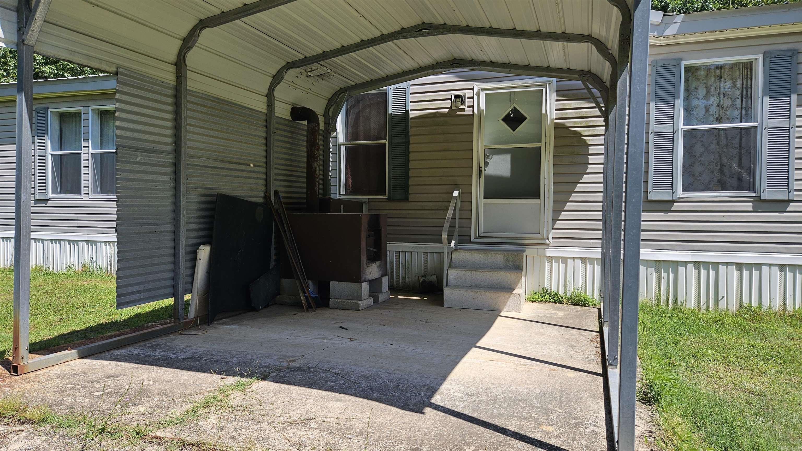 28 County Road 441  Corning, AR