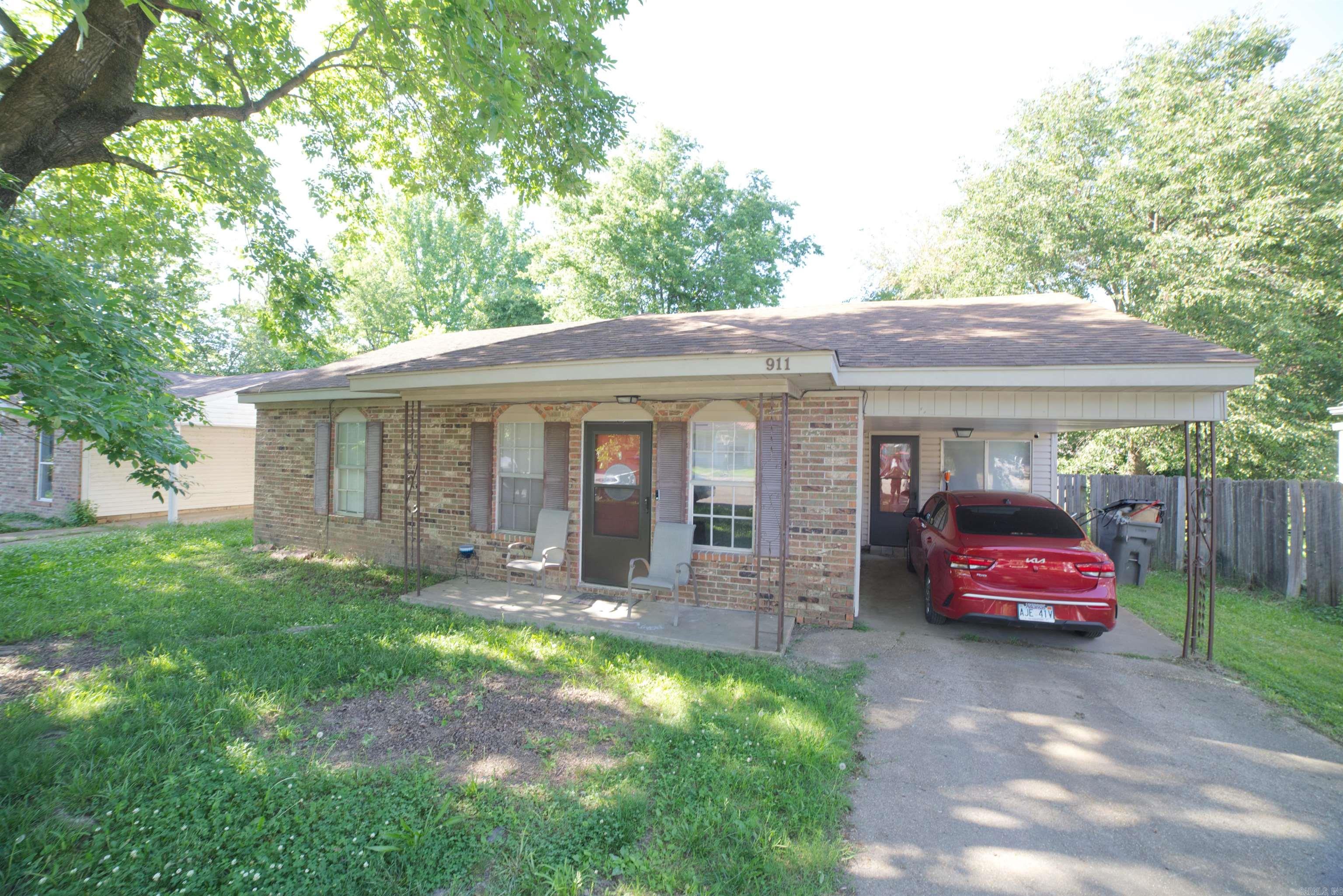 911 Ada  Paragould, AR