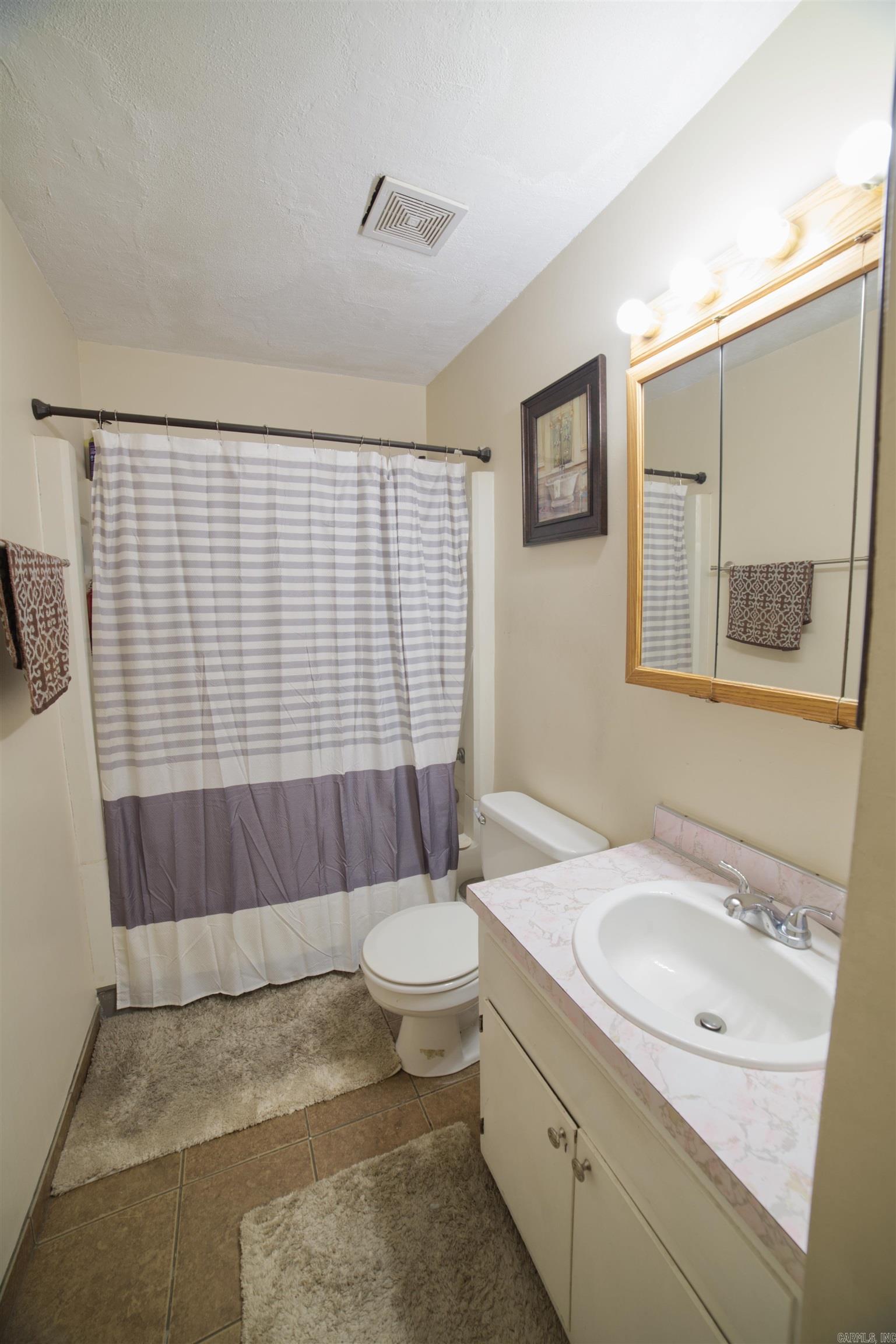 911 Ada  Paragould, AR