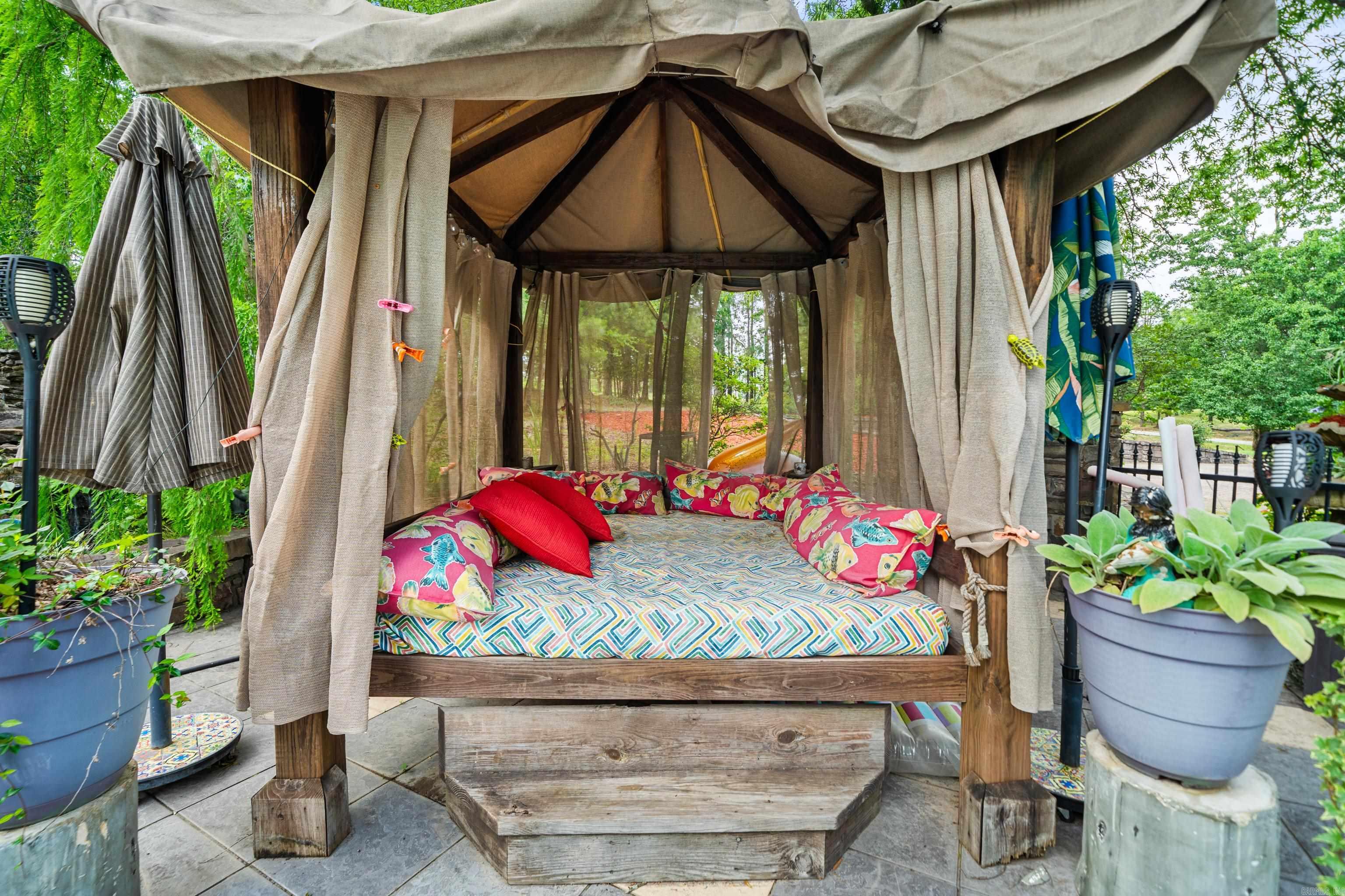 601 Rock Creek  Hot Springs, AR