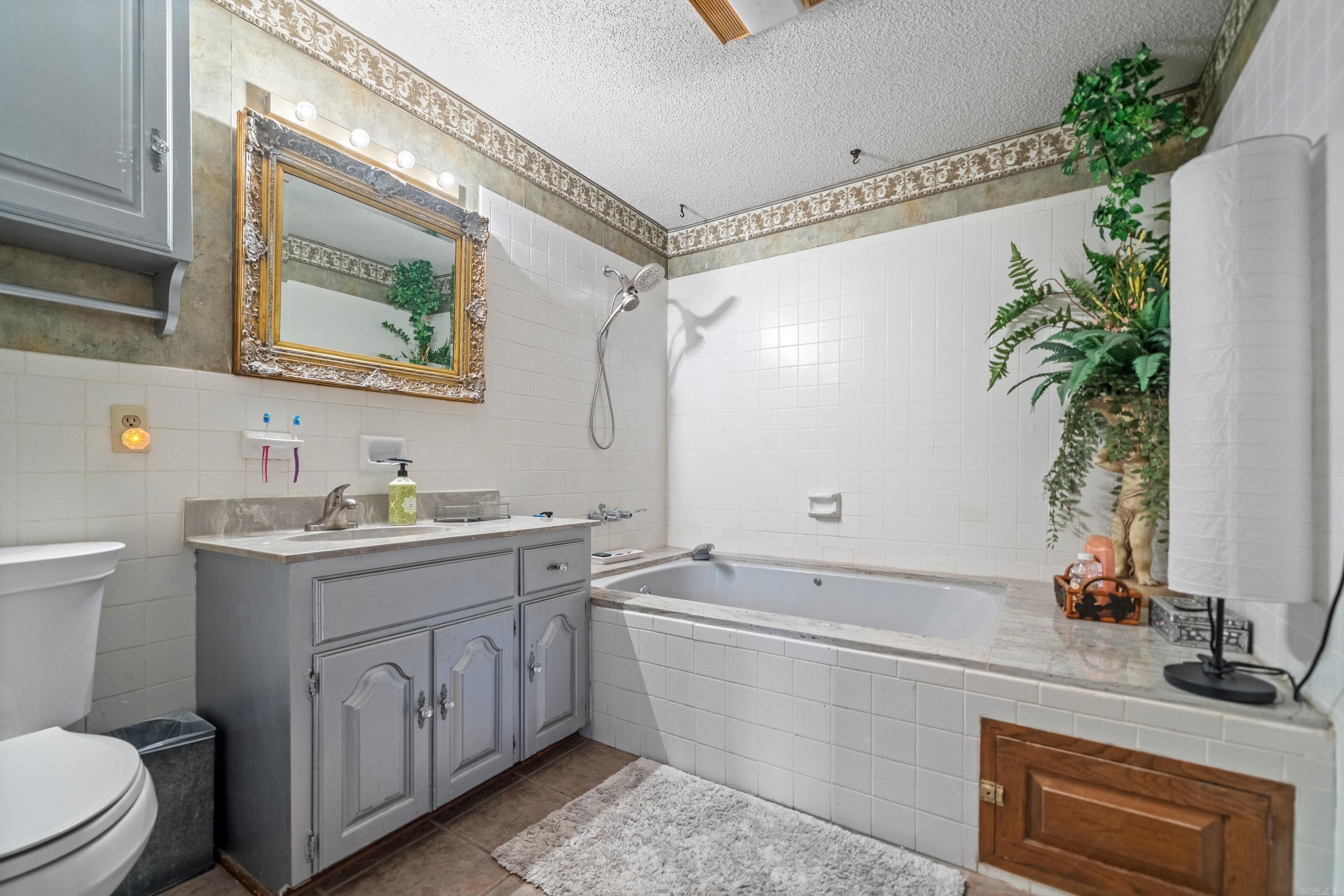 601 Rock Creek  Hot Springs, AR