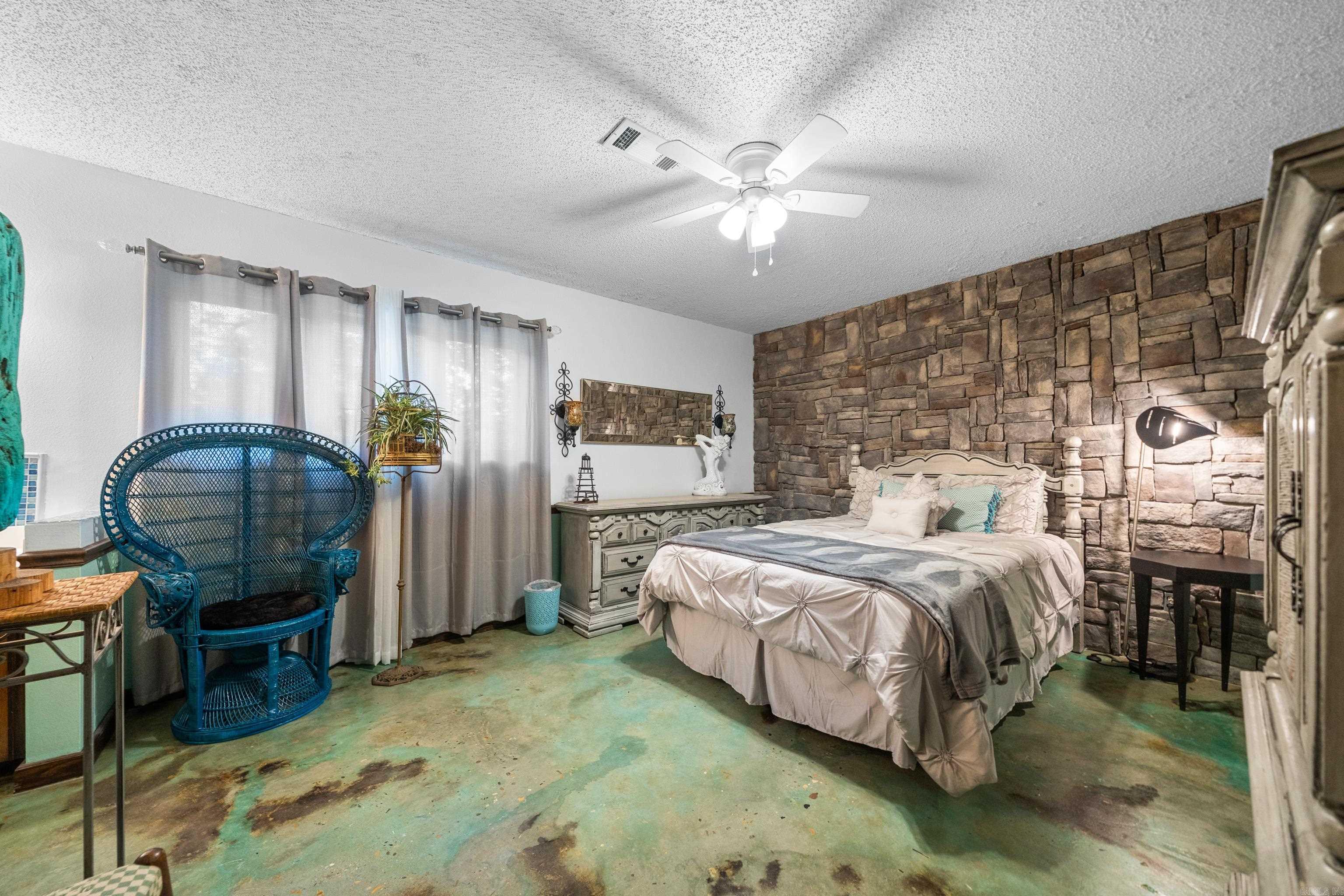 601 Rock Creek  Hot Springs, AR