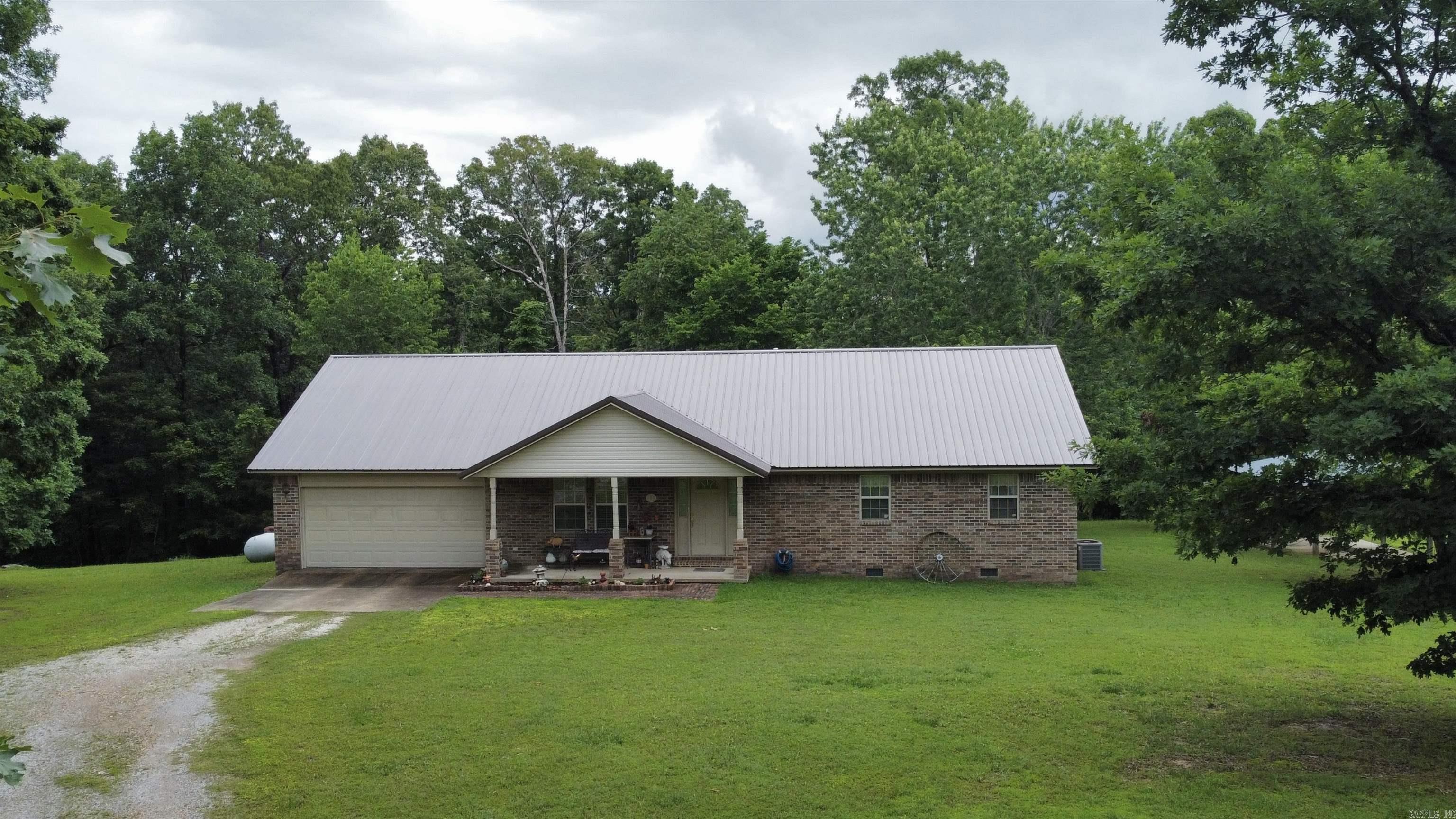 186 Wilcox  Mountain View, AR