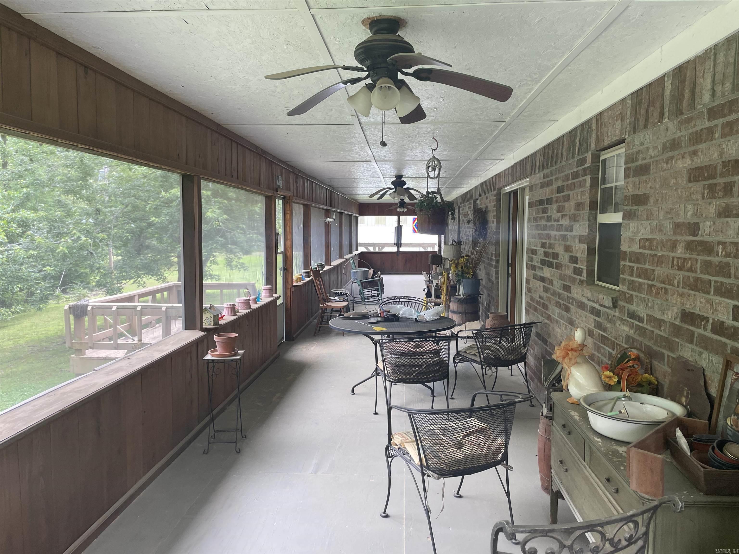 186 Wilcox  Mountain View, AR