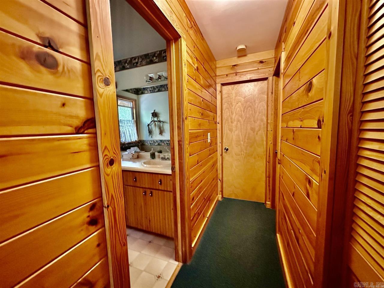 140 Danny  Mountain View, AR