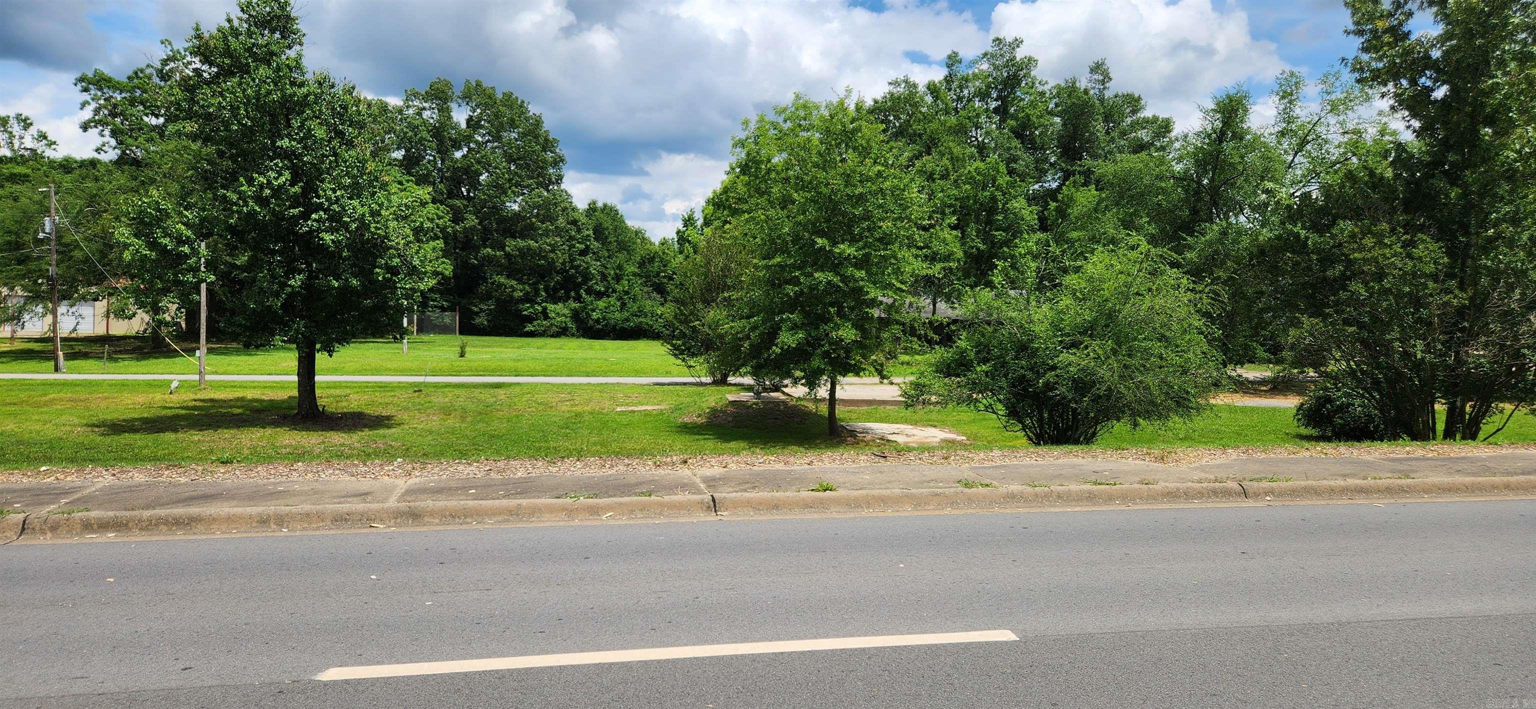 109 Neal St  Star City, AR