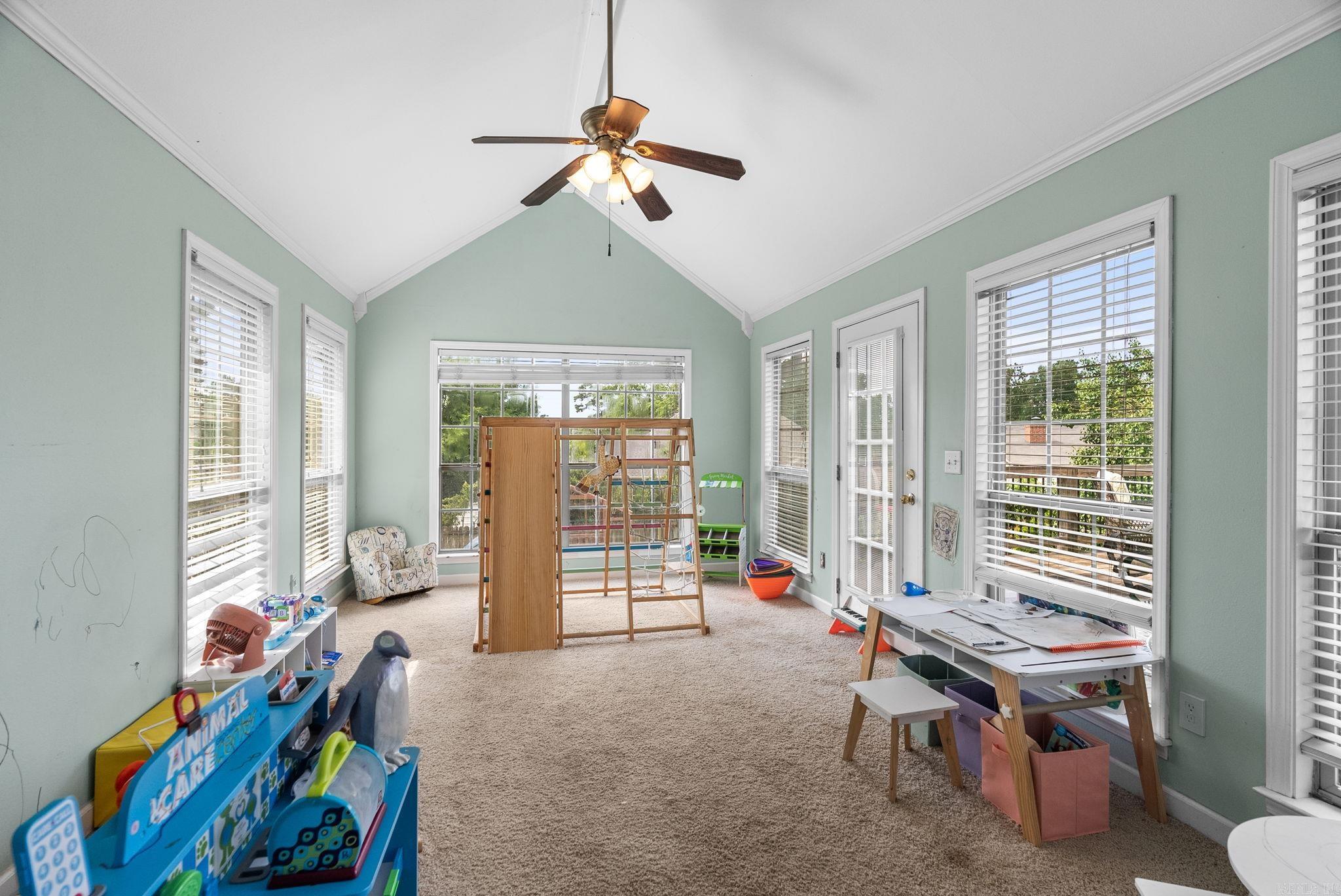 4 Ouachita Drive Maumelle, AR 72113