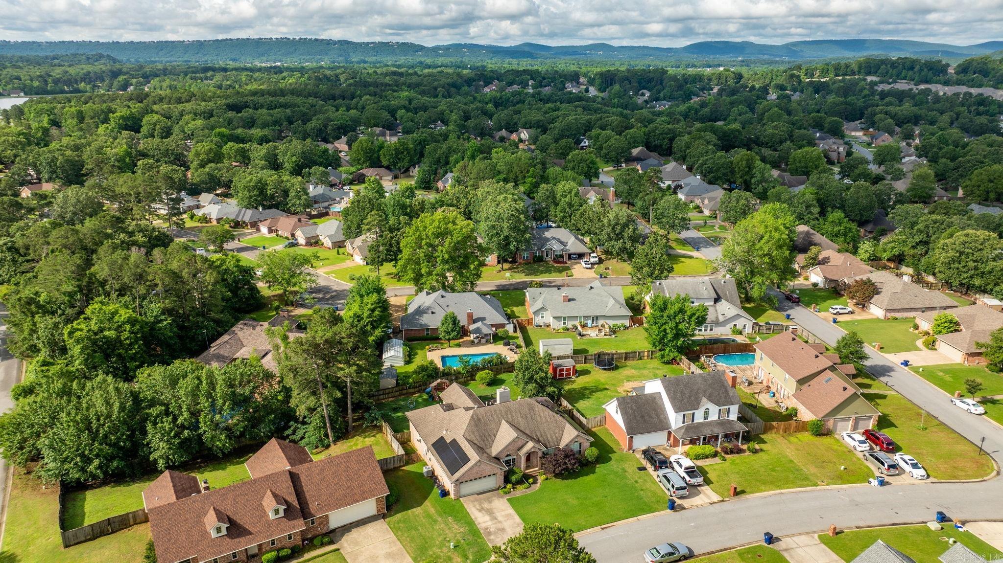 4 Ouachita Drive Maumelle, AR 72113