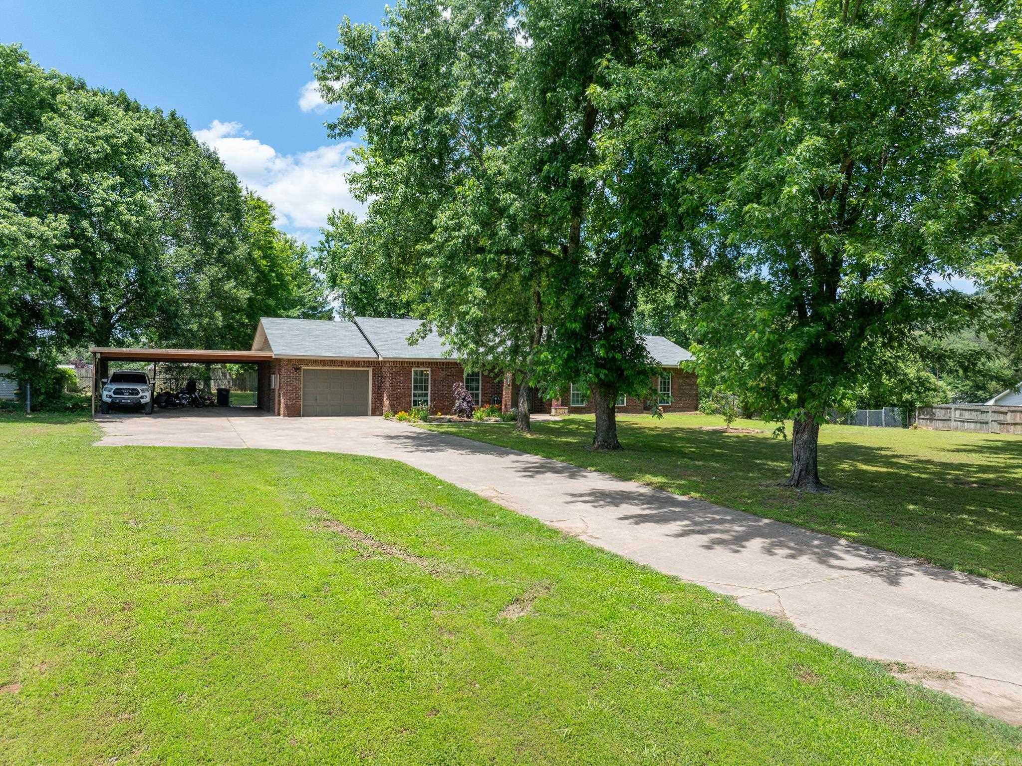 5636 Leisure Estates Ozark, AR 72949