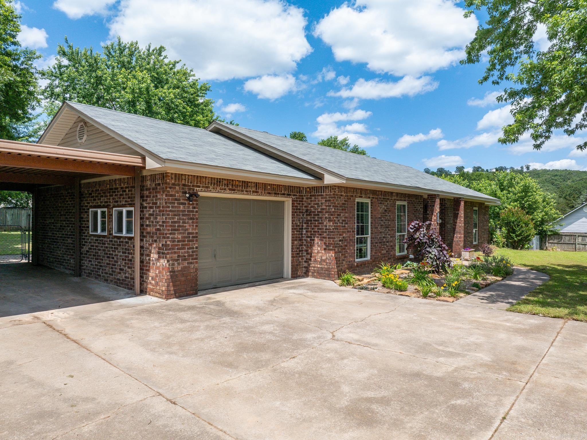 5636 Leisure Estates Ozark, AR 72949
