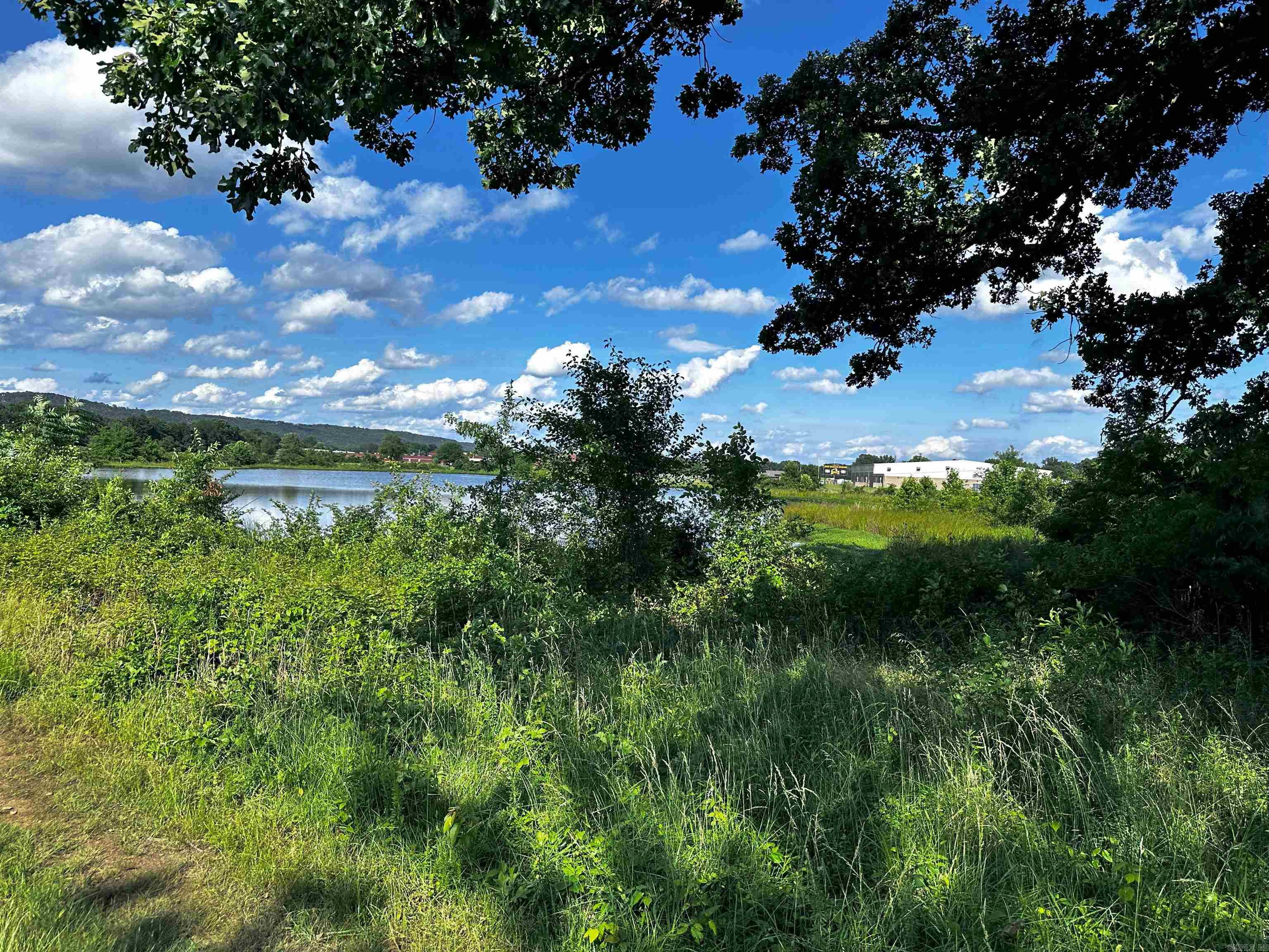 000 Apache  Pottsville, AR