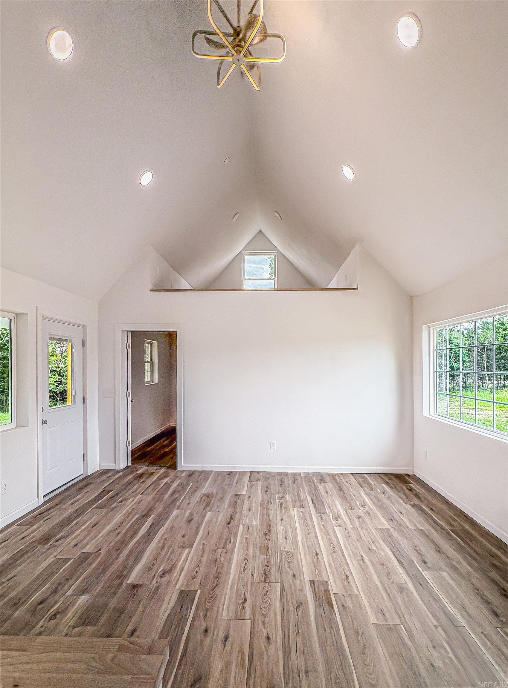 5 MC 2028  Yellville, AR