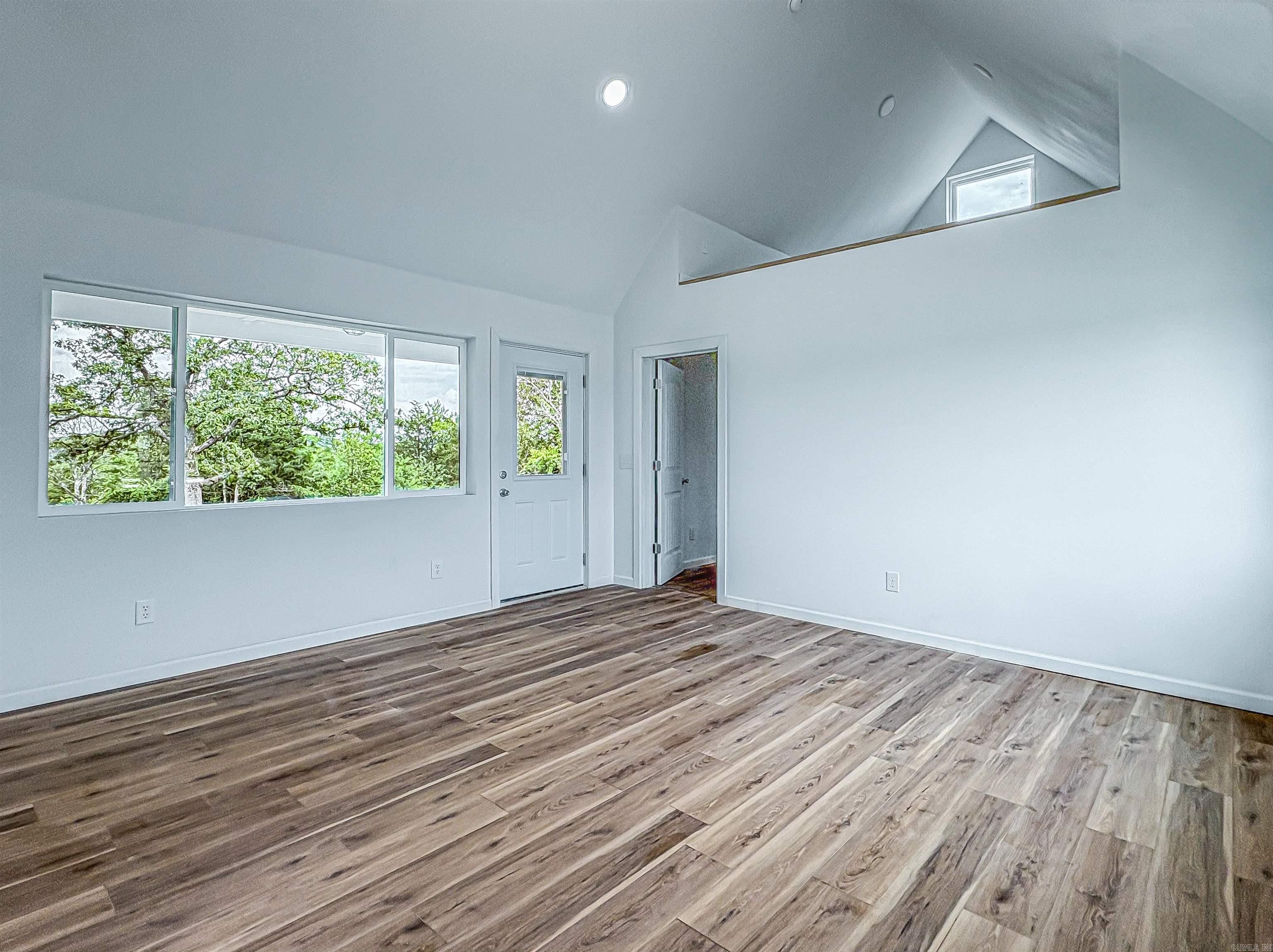 5 MC 2028  Yellville, AR