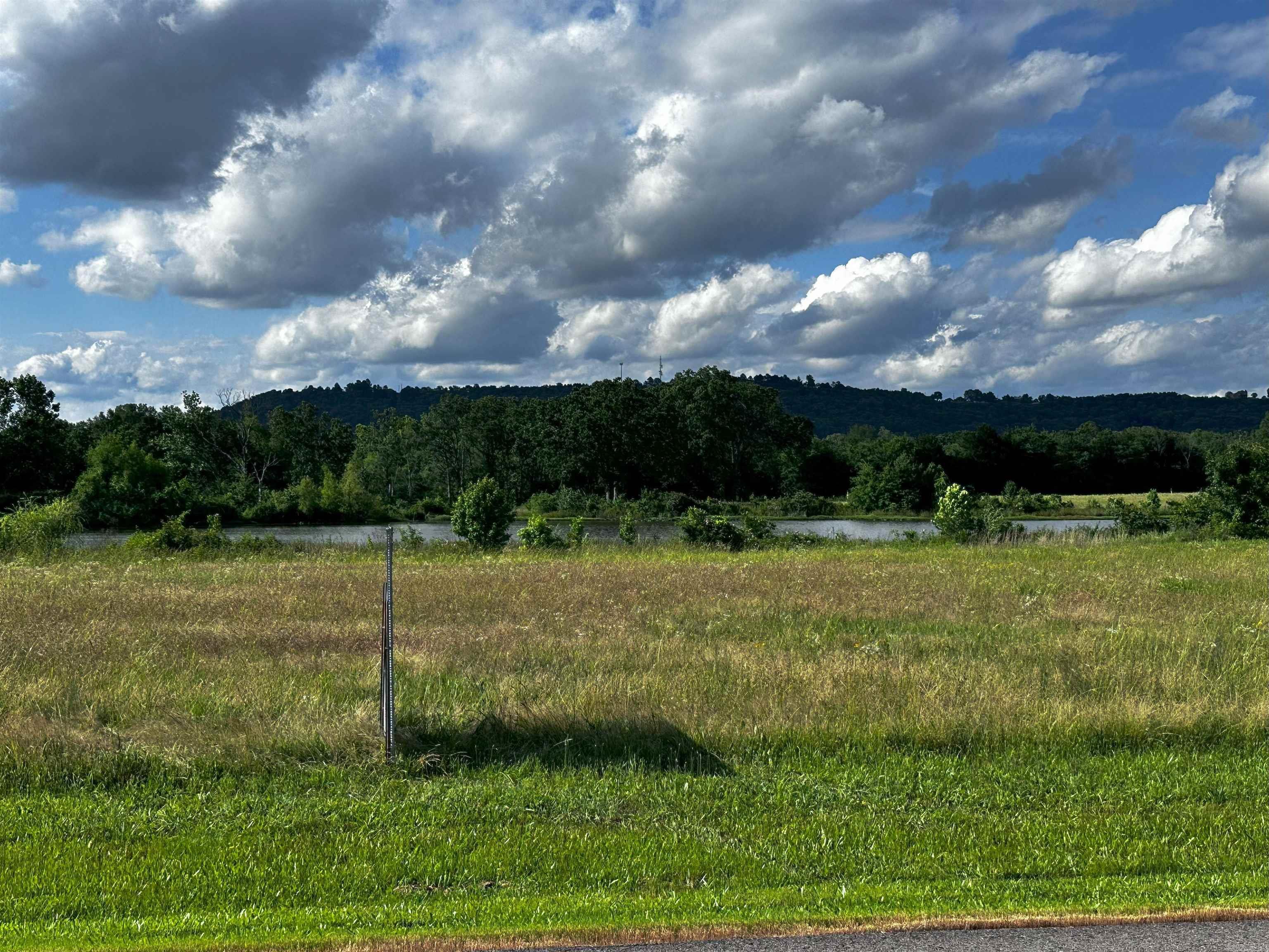 0 Apache  Pottsville, AR