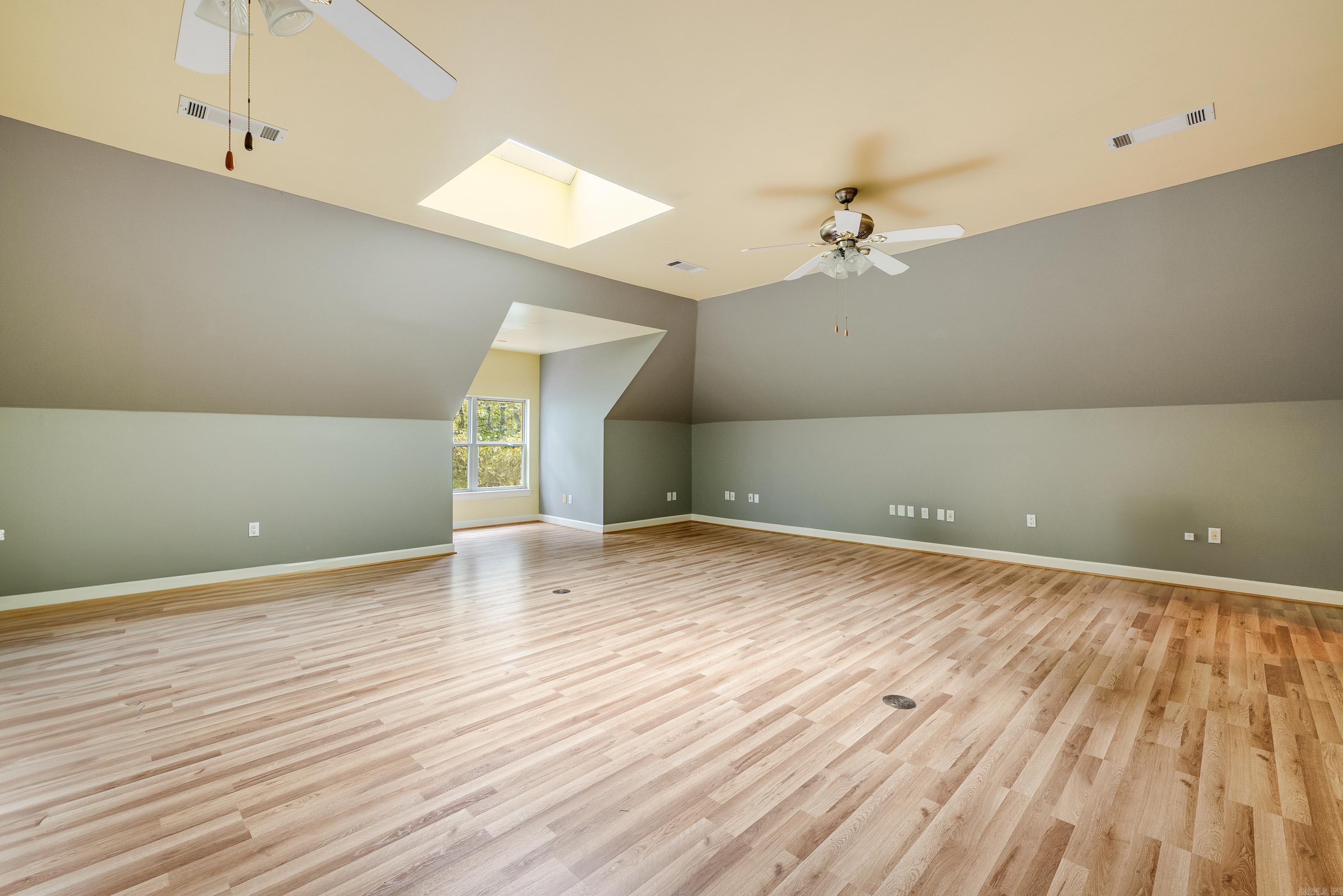 15680 Spring Club  East End, AR