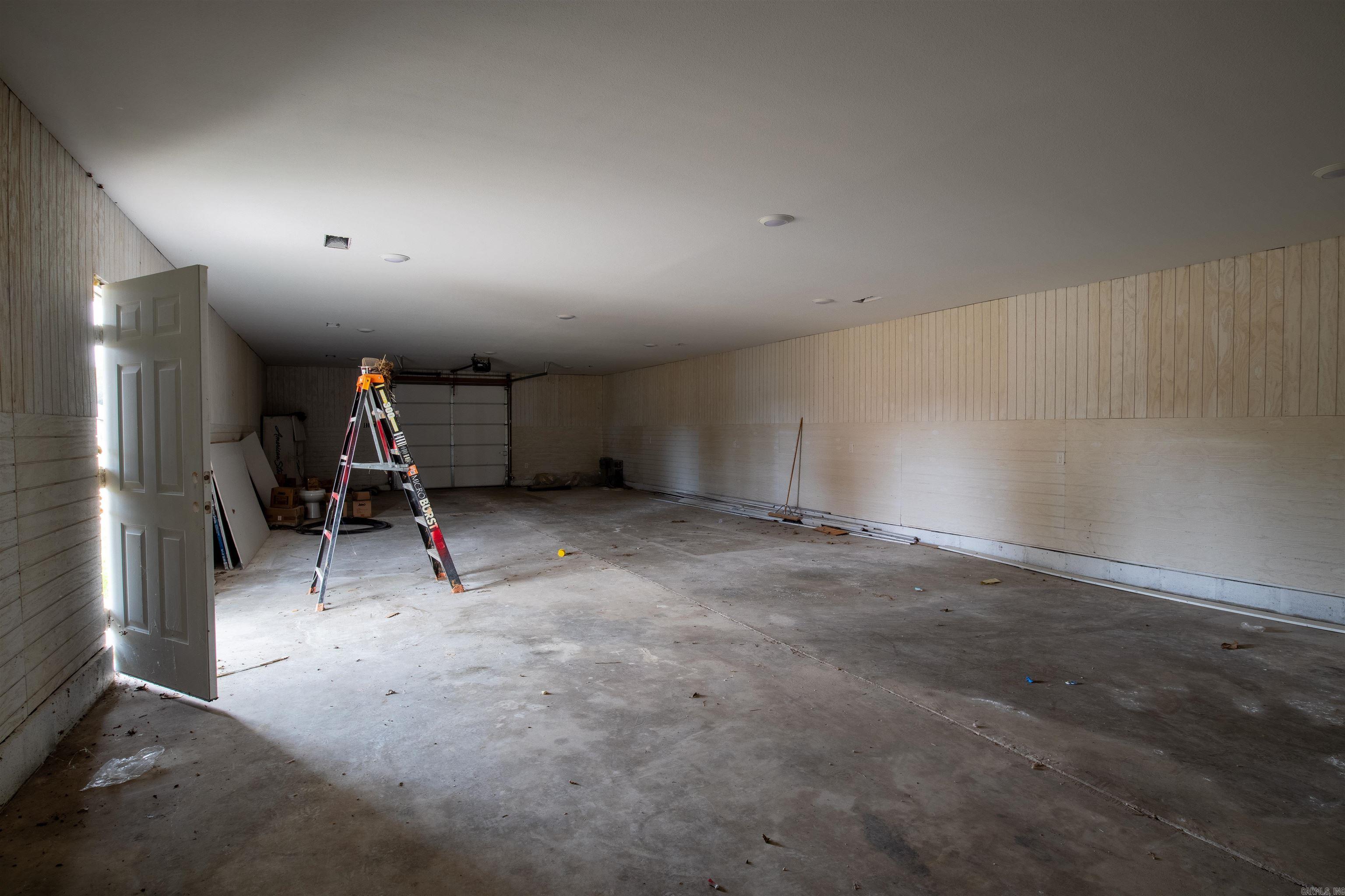 16000 Faulkner Lake  North Little Rock, AR