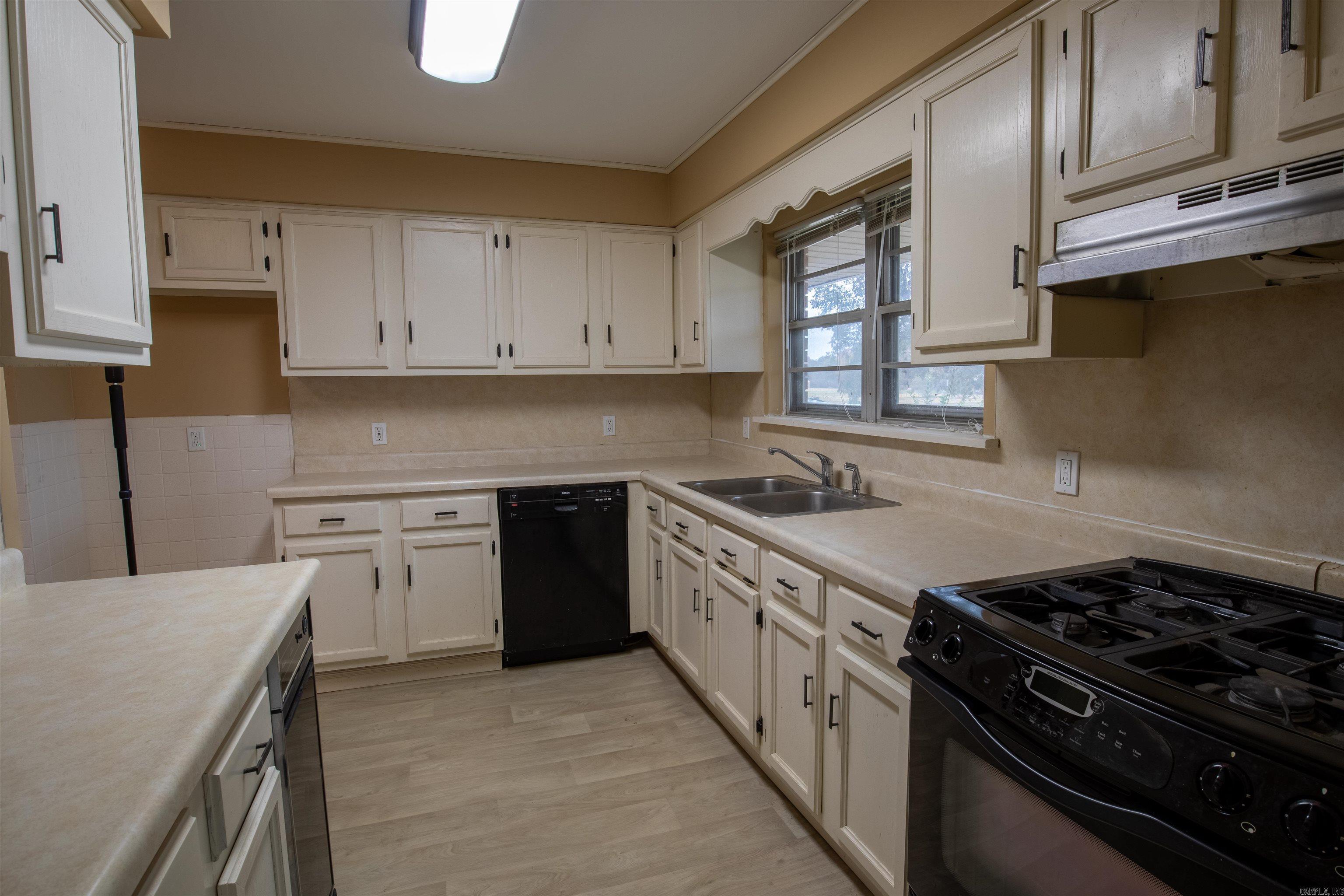 16000 Faulkner Lake  North Little Rock, AR