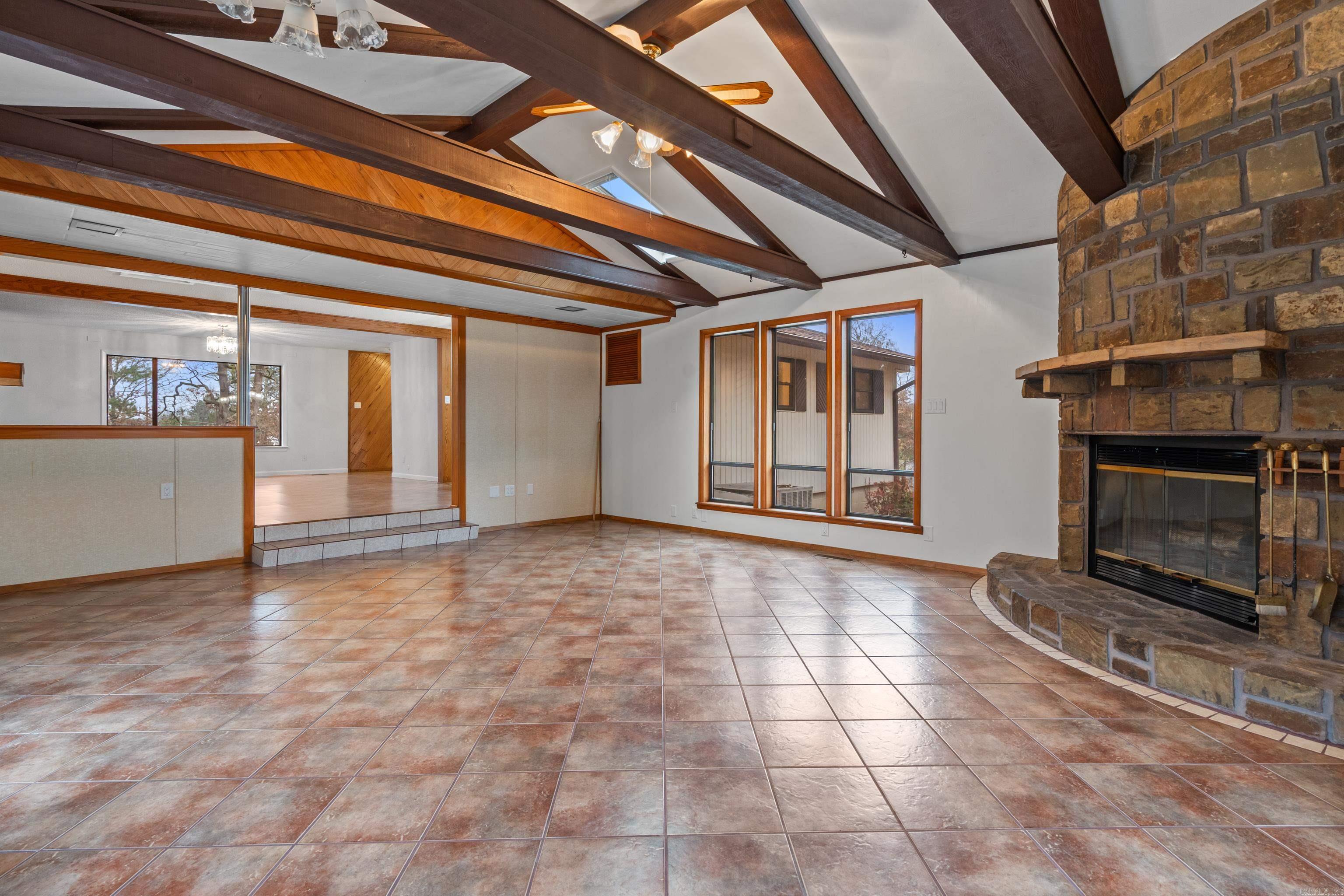 214 S Ross Maddox Rd  Pearcy, AR