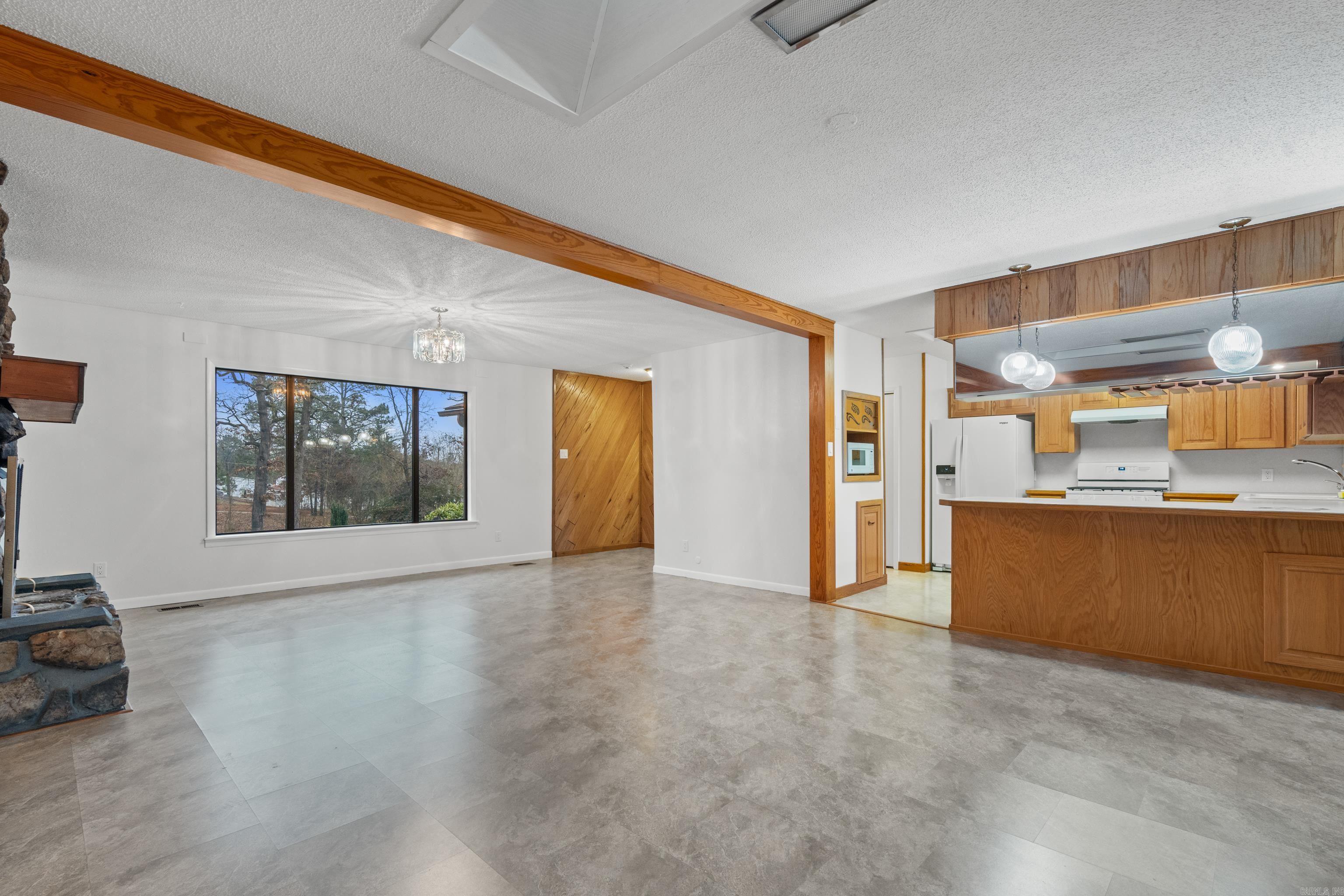 214 S Ross Maddox Rd  Pearcy, AR