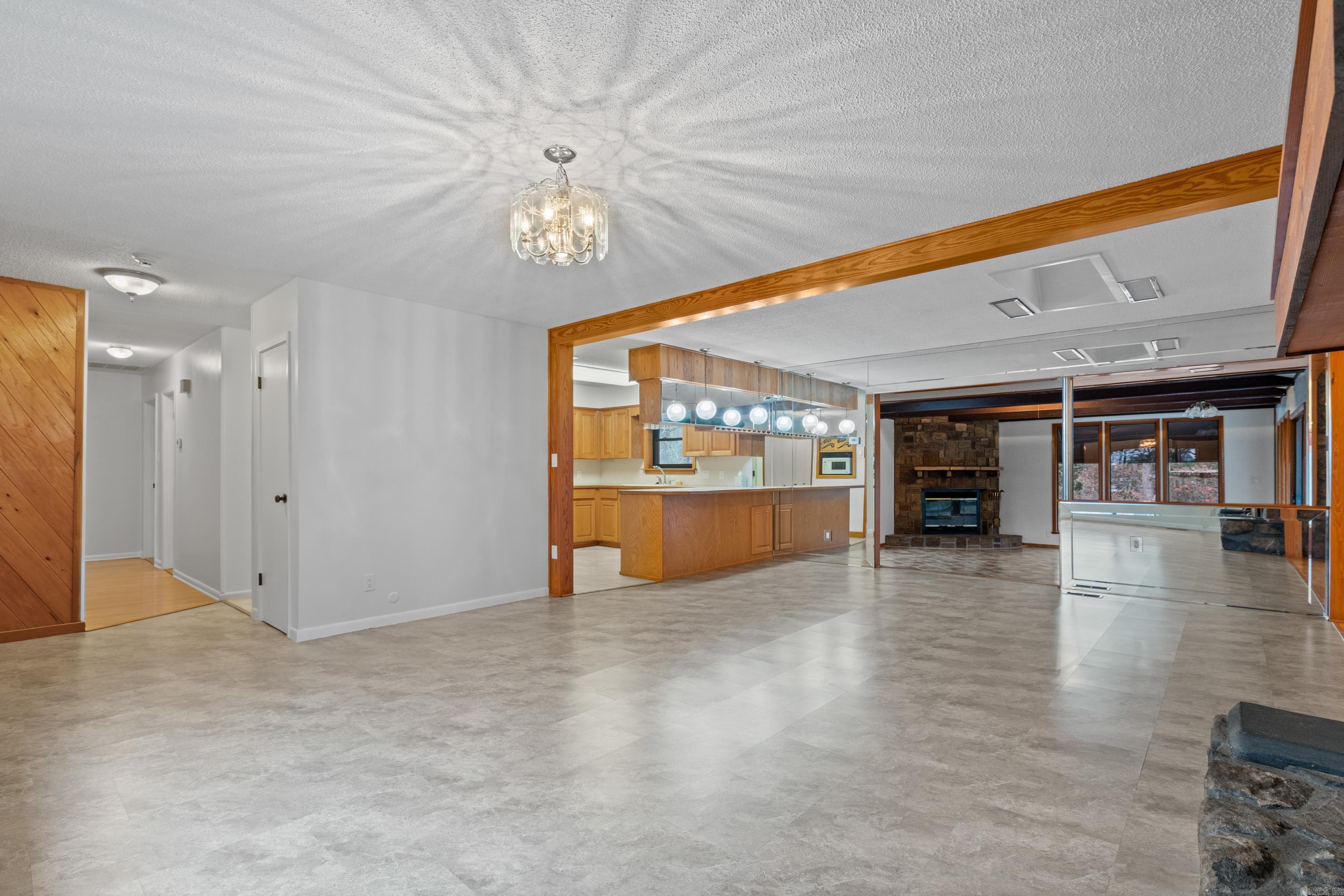 214 S Ross Maddox Rd  Pearcy, AR