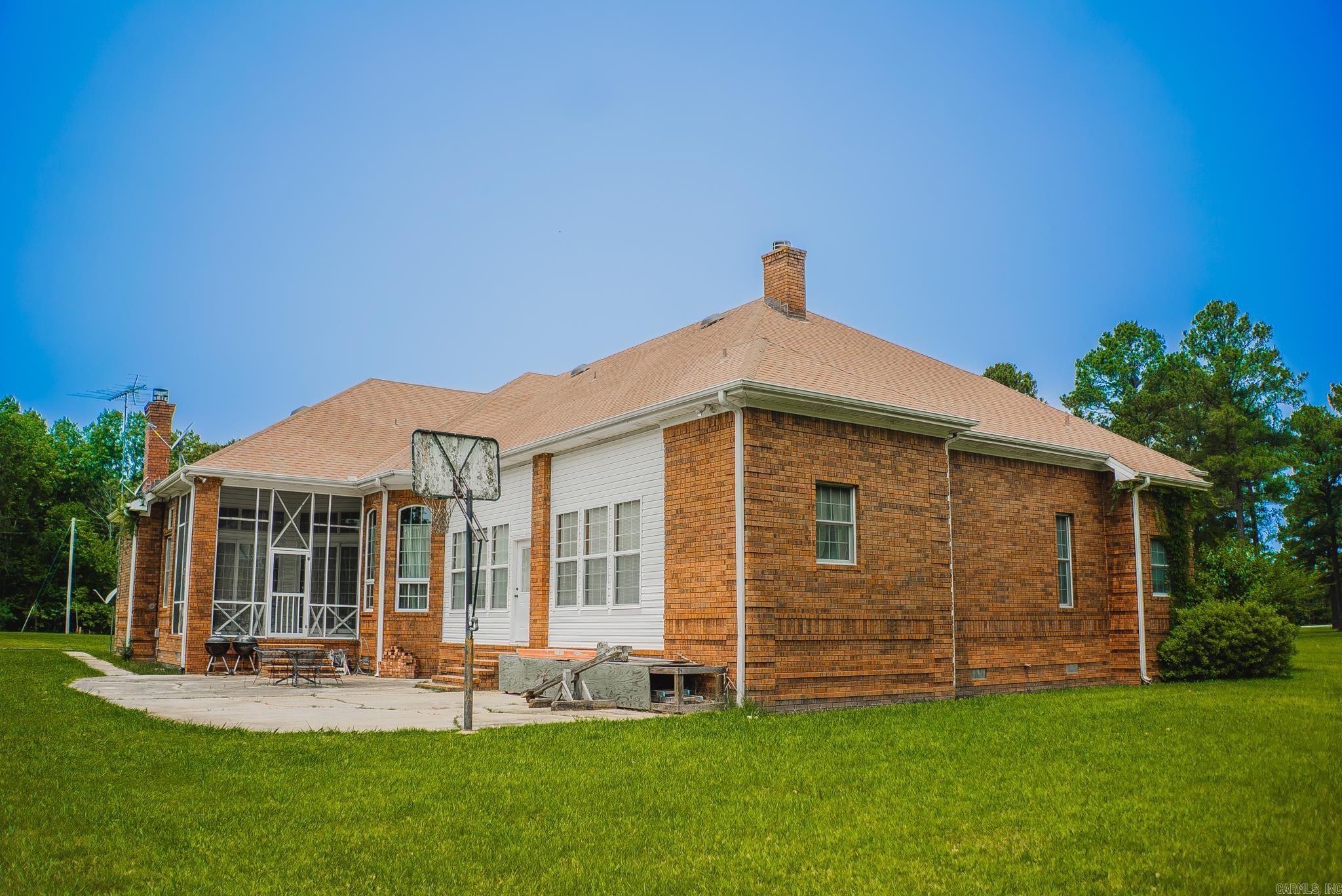 1843 W Highway 278  Monticello, AR