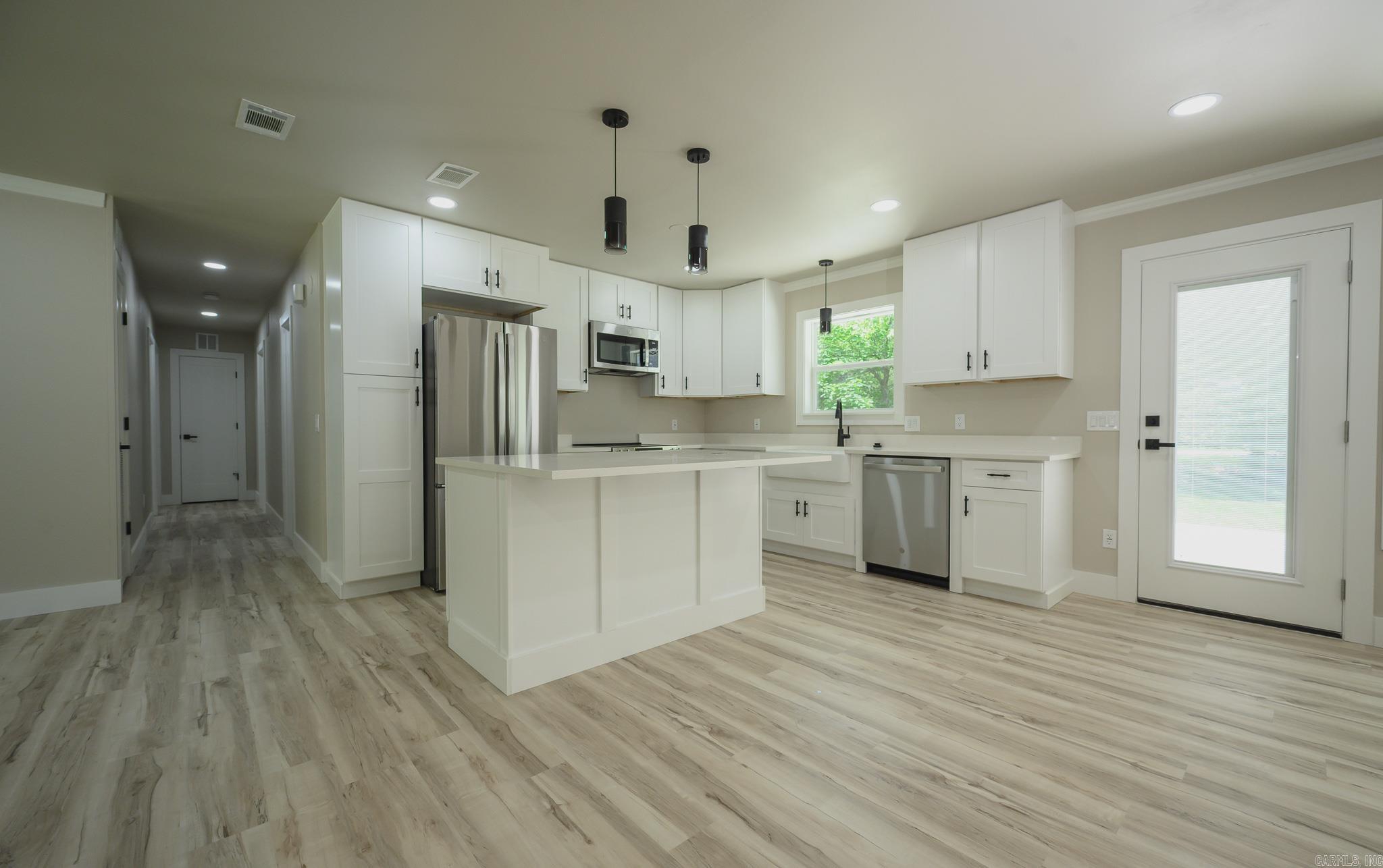 306 Gary Dr. Mena, AR 71953