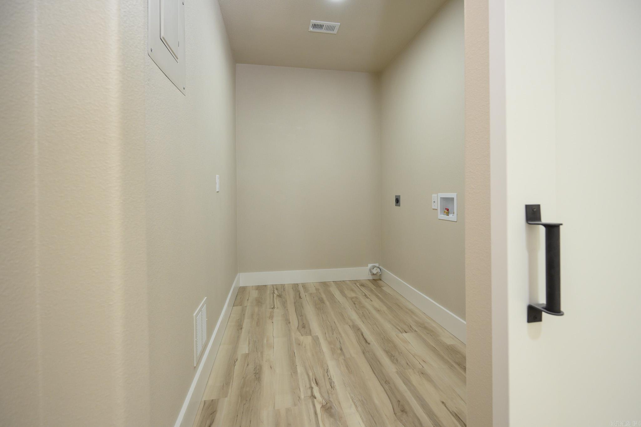 306 Gary Dr. Mena, AR 71953