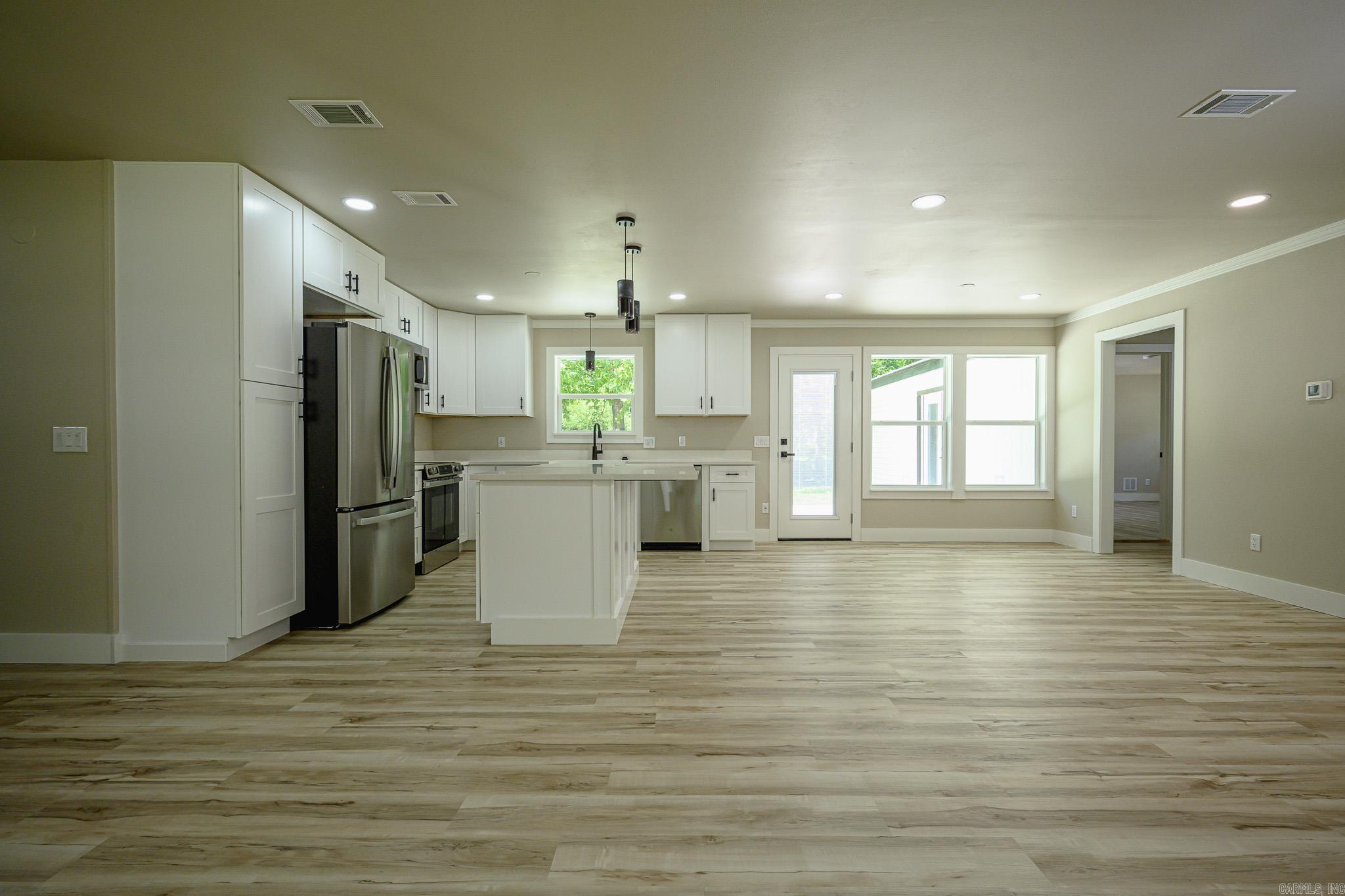 306 Gary Dr. Mena, AR 71953