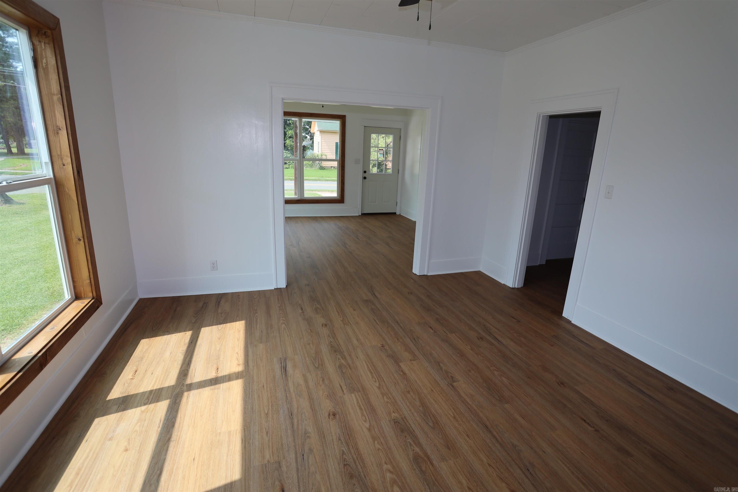 203 W Central  Warren, AR