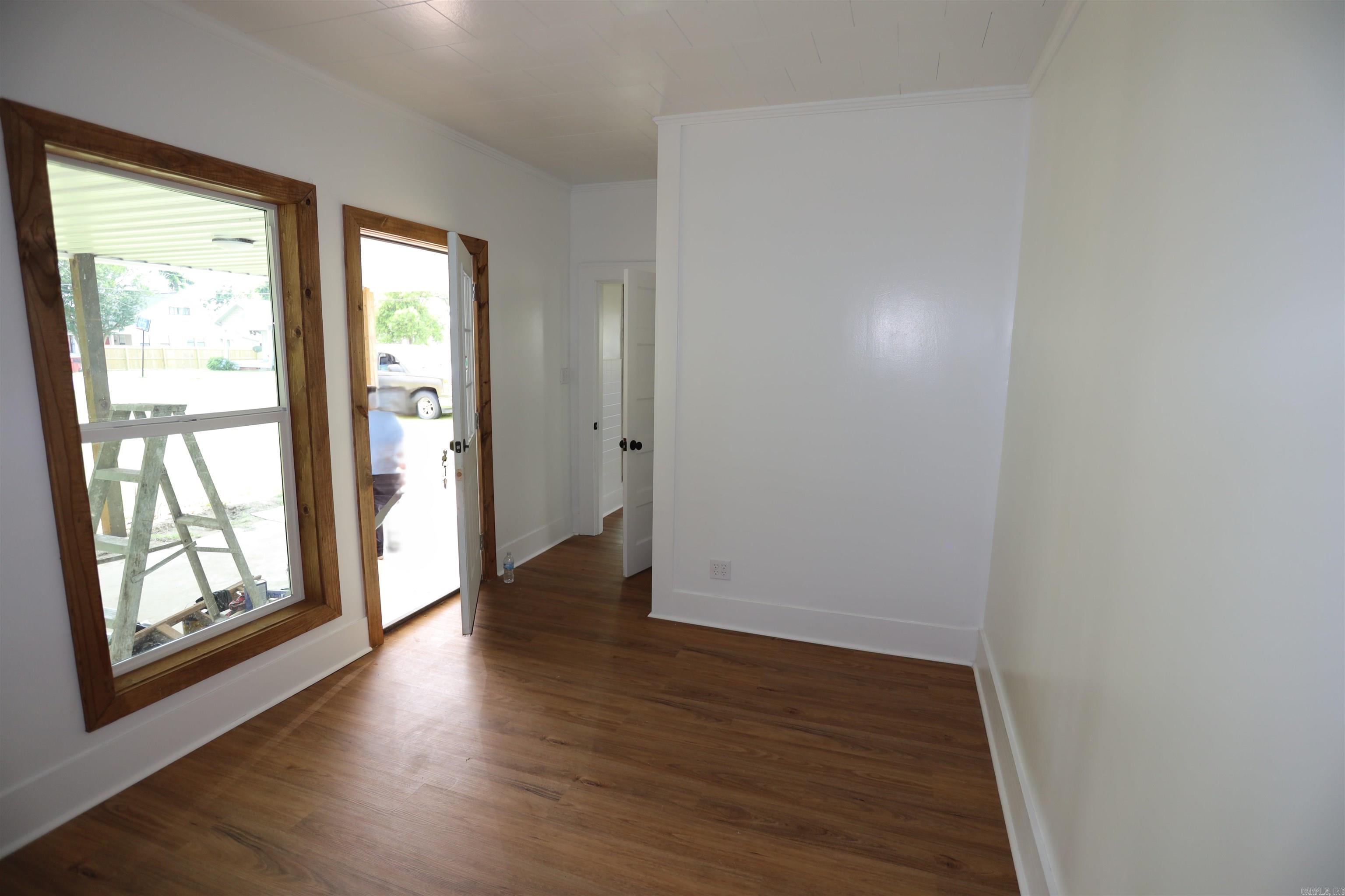 203 W Central  Warren, AR